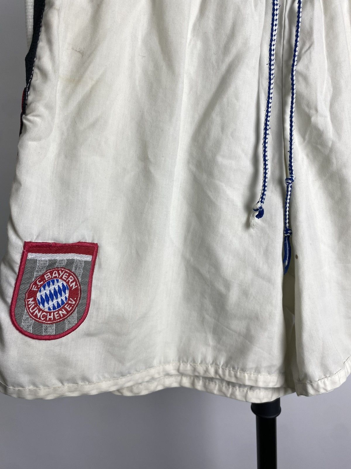 Adidas × Vintage Vintage 90s Adidas Bayern shorts streetwear y2k style size L Size US 36 / EU 52 - 6 Thumbnail