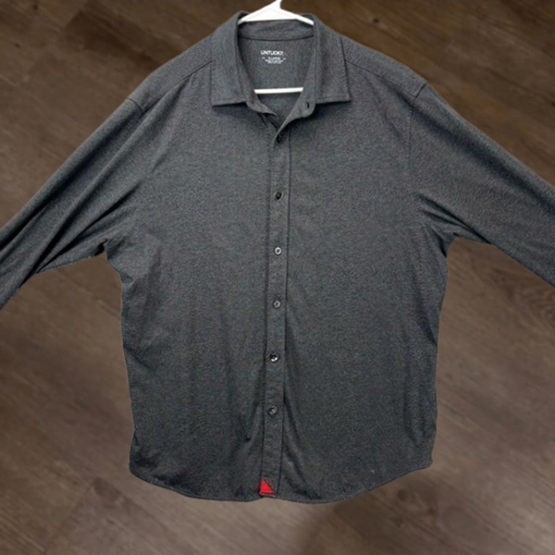 UNTUCKit UNTUCKit Shirt XL Dark Grey 100% Cotton Button-Up Long Sleeve Men Ch Size US XL / EU 56 / 4 - 1 Thumbnail