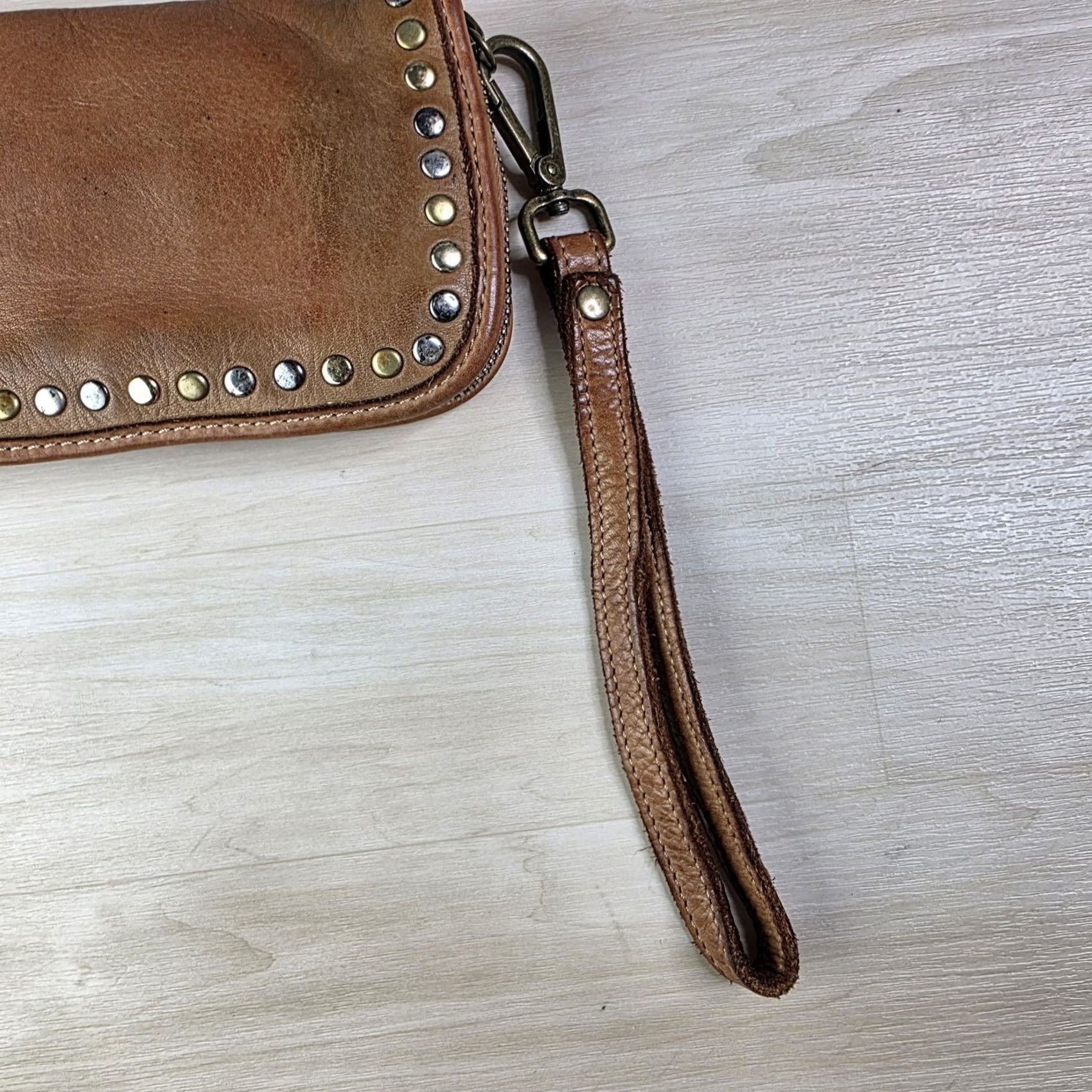 Vera Pelle Vera Pelle Bols Nova Italian Leather Zip Around Clutch Wallet Billfold Studded Women Brown Leather Zip-Around Wallet Studded Nova Bols Vera Pelle Size ONE SIZE - 3 Thumbnail