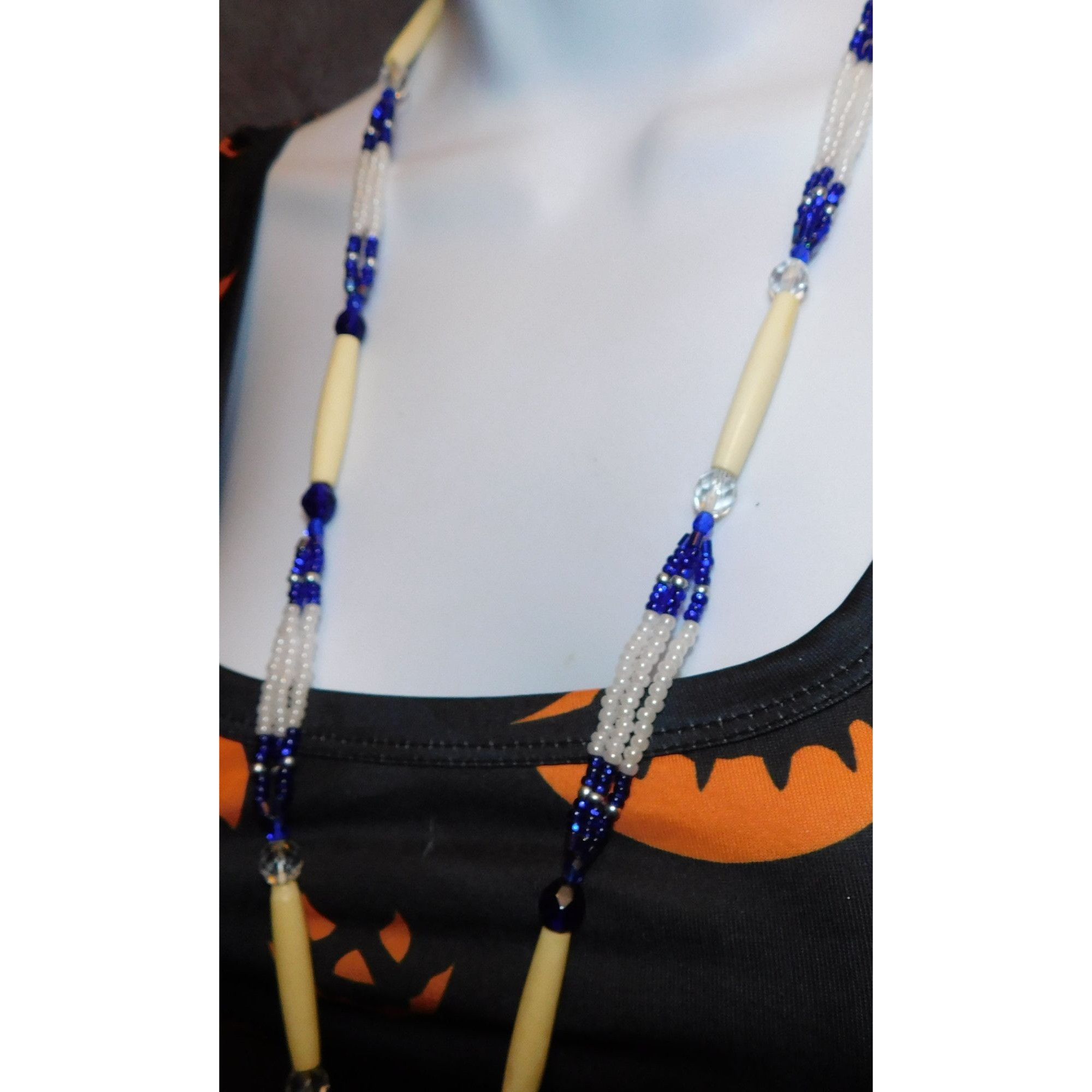 Other Retro Blue White And Clear Beaded Necklace Size ONE SIZE - 5 Thumbnail
