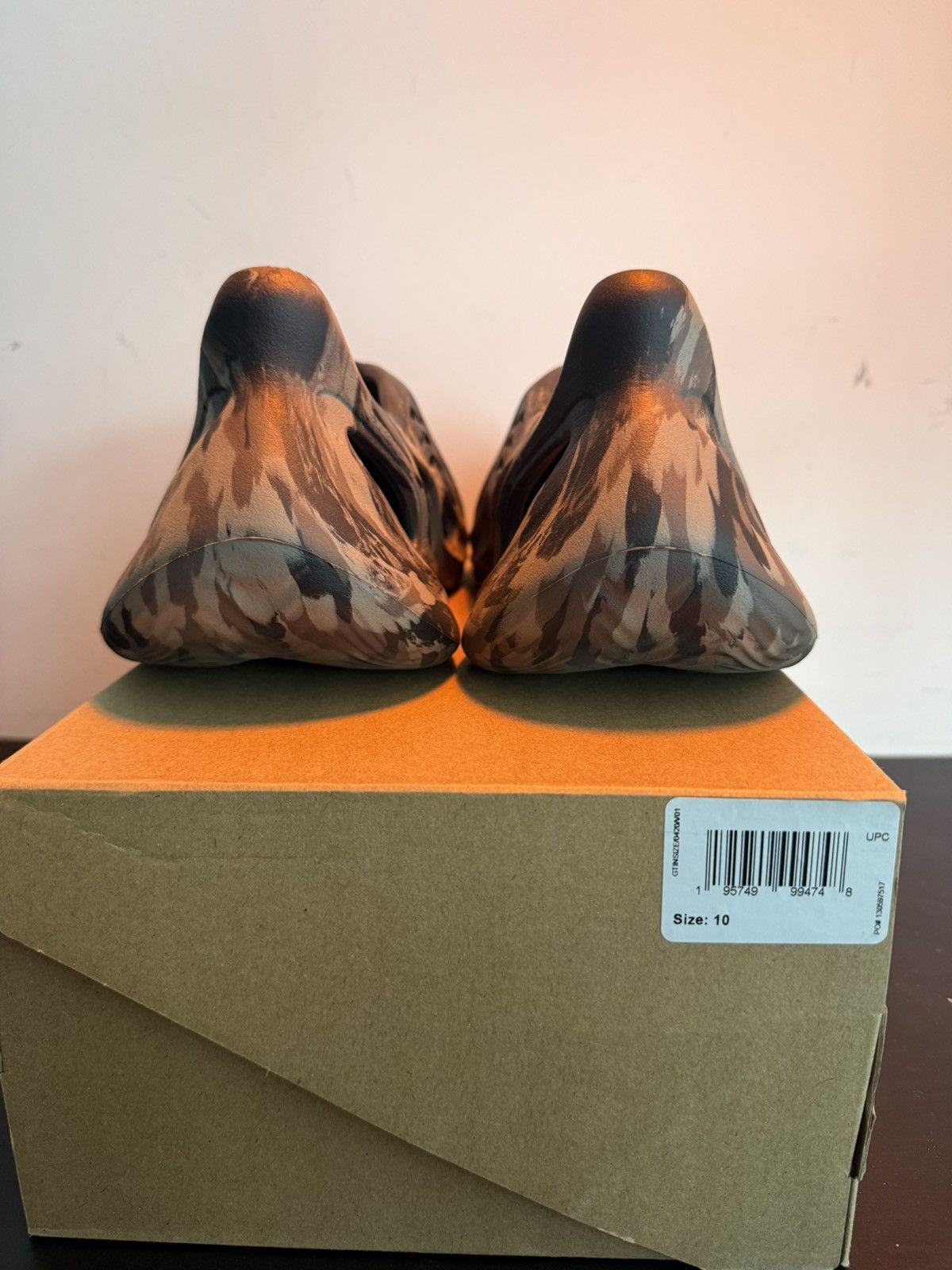 Adidas Yeezy Foam rnnr Size US 10 / EU 43 - 4 Thumbnail