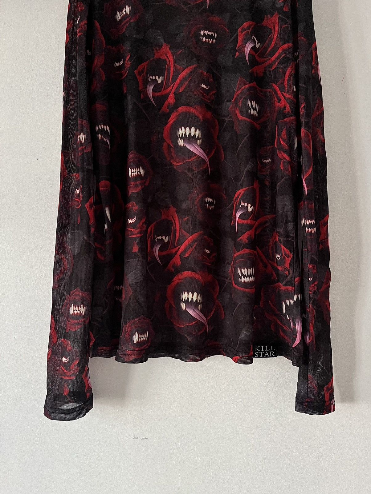 Killstar VINTAGE KILLSTAR MESH TOP LONG SLEEVE Size US M / EU 48-50 / 2 - 3 Thumbnail
