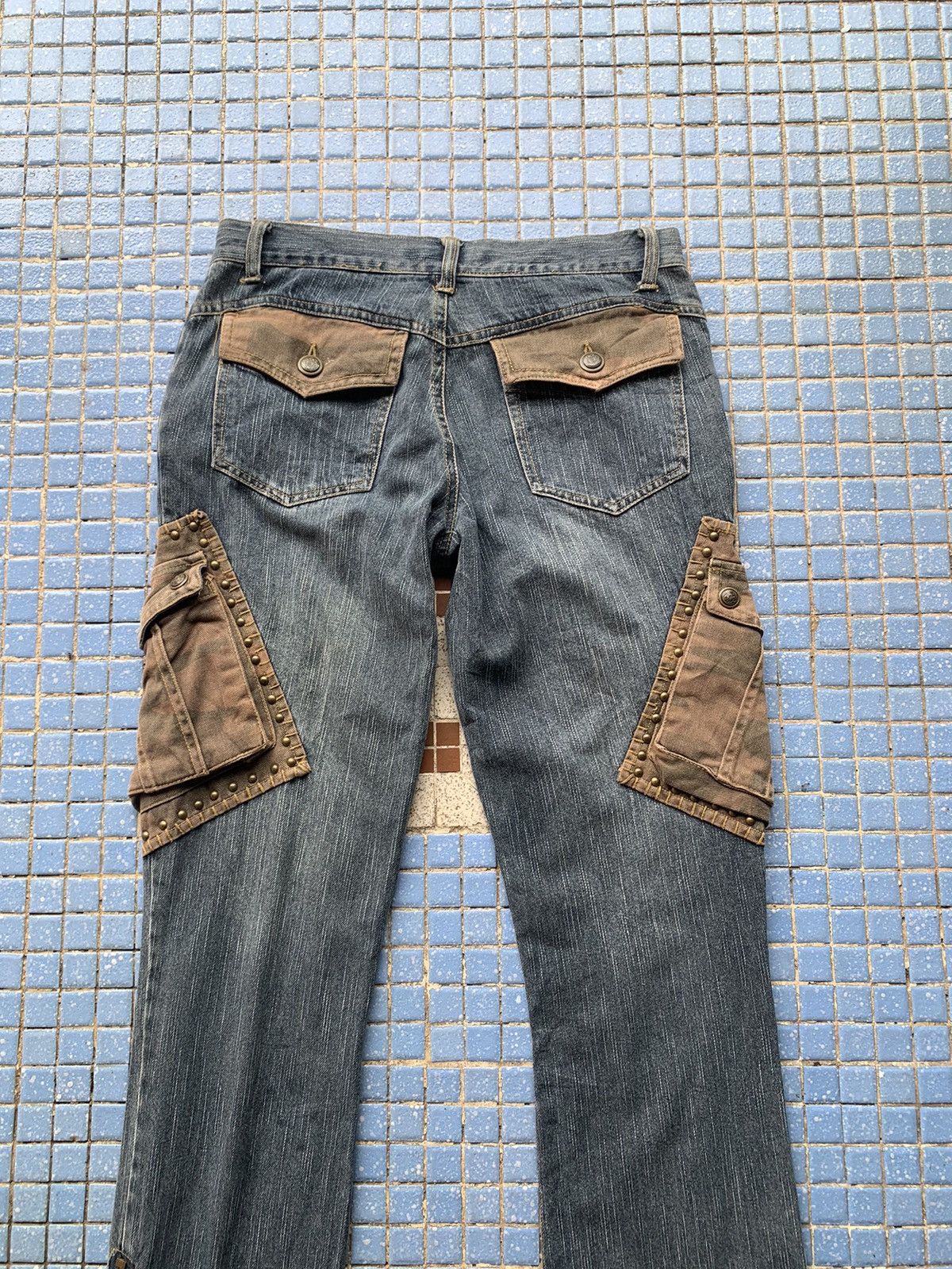 If Six Was Nine How hand jam studded camo distressed flared cargo pants Size US 31 - 12 Thumbnail