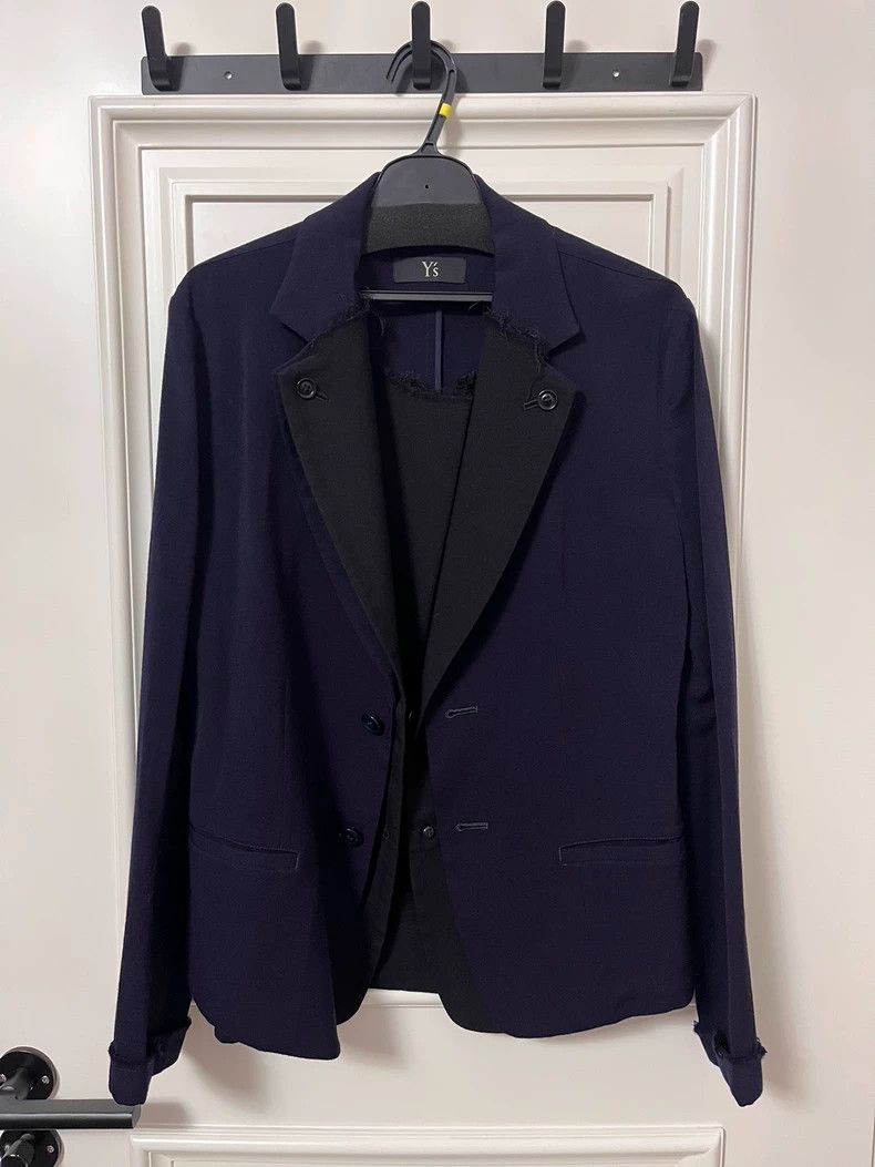 Other Y's size 1 Blue suit with detachable placket blazer Size 36R - 1 Thumbnail