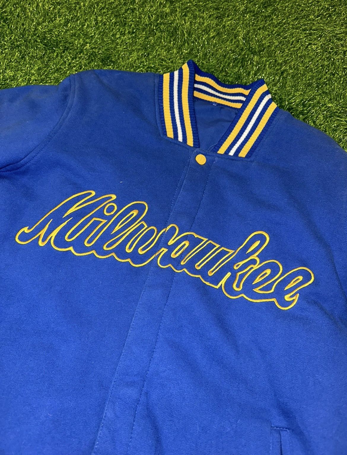 MLB × Vintage Vintage Mlb Milwaukee Brewers Reversible Jacket Size XL Size US XL / EU 56 / 4 - 4 Thumbnail