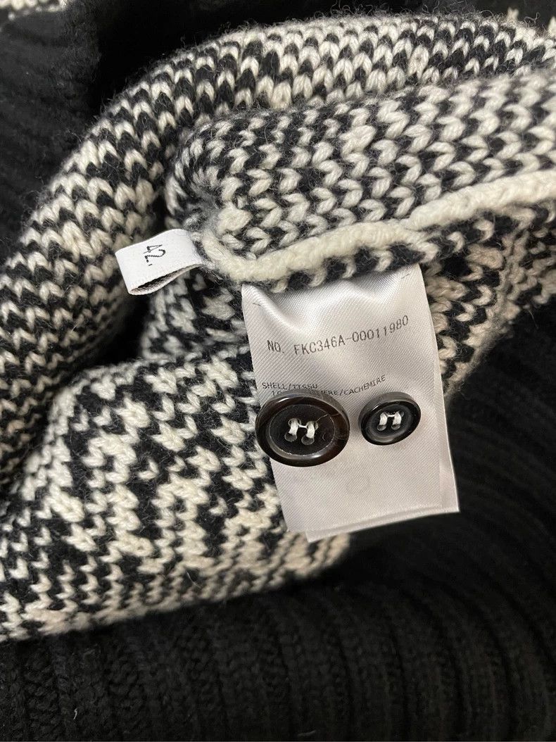 Thom Browne Thom browne Black and white zebra four-striped cashmere car Size M / US 6-8 / IT 42-44 - 6 Thumbnail