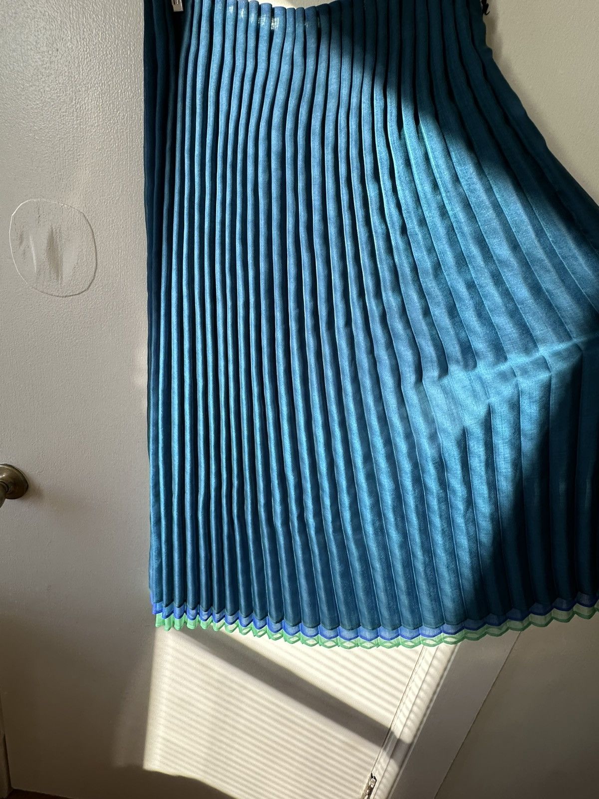 Issey Miyake NWT Issey Miyake Pleated Blue Skirt Size 28" / US 6 / IT 42 - 2 Thumbnail