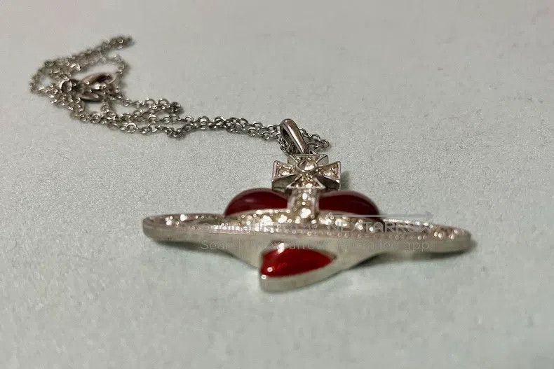 Vivienne Westwood vivienne westwood Rare first edition red enamel large hear Size ONE SIZE - 4 Thumbnail
