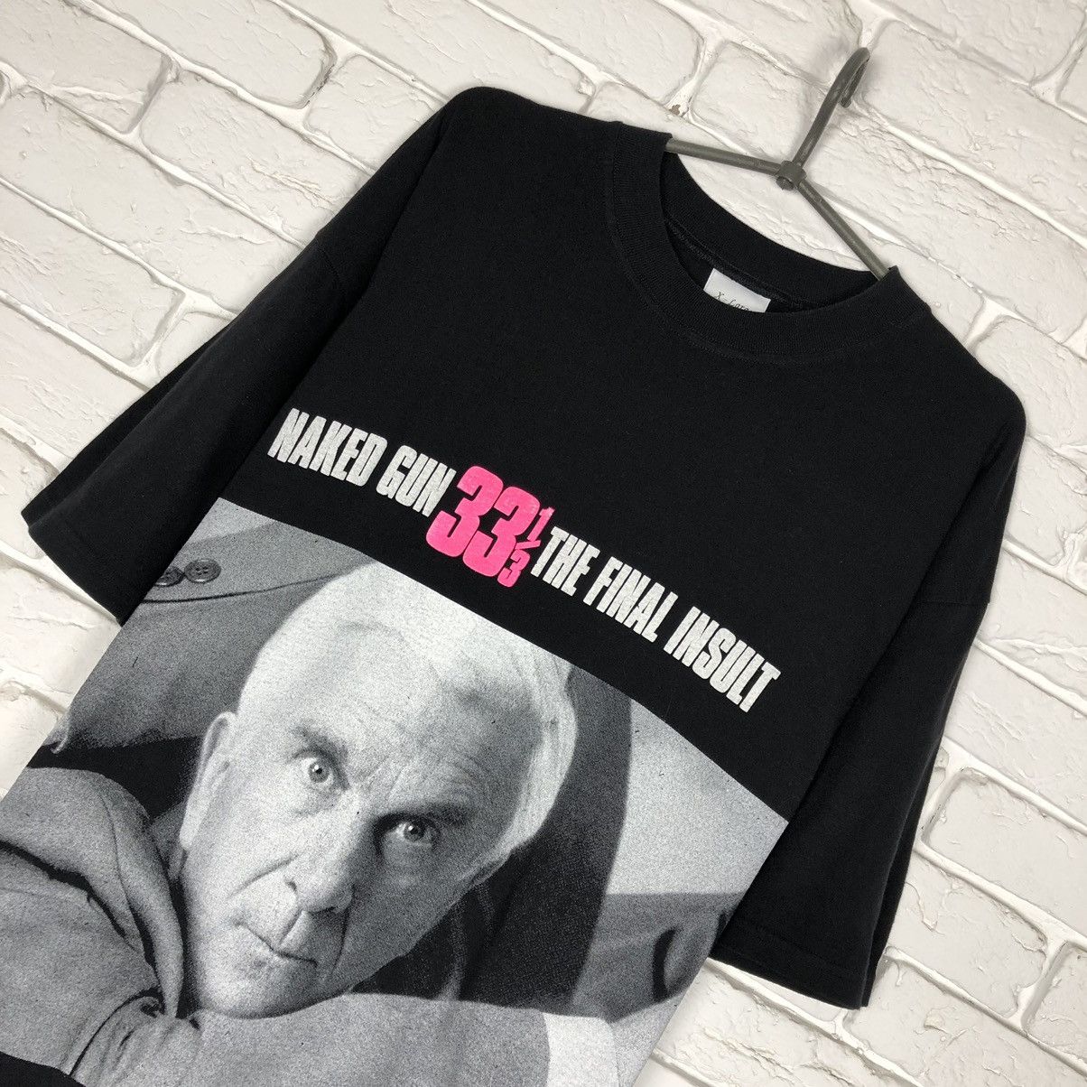Vintage Naked Gun 33 1/3 The Final Insult 1994 vintage tee t shirt Size US XL / EU 56 / 4 - 2 Thumbnail