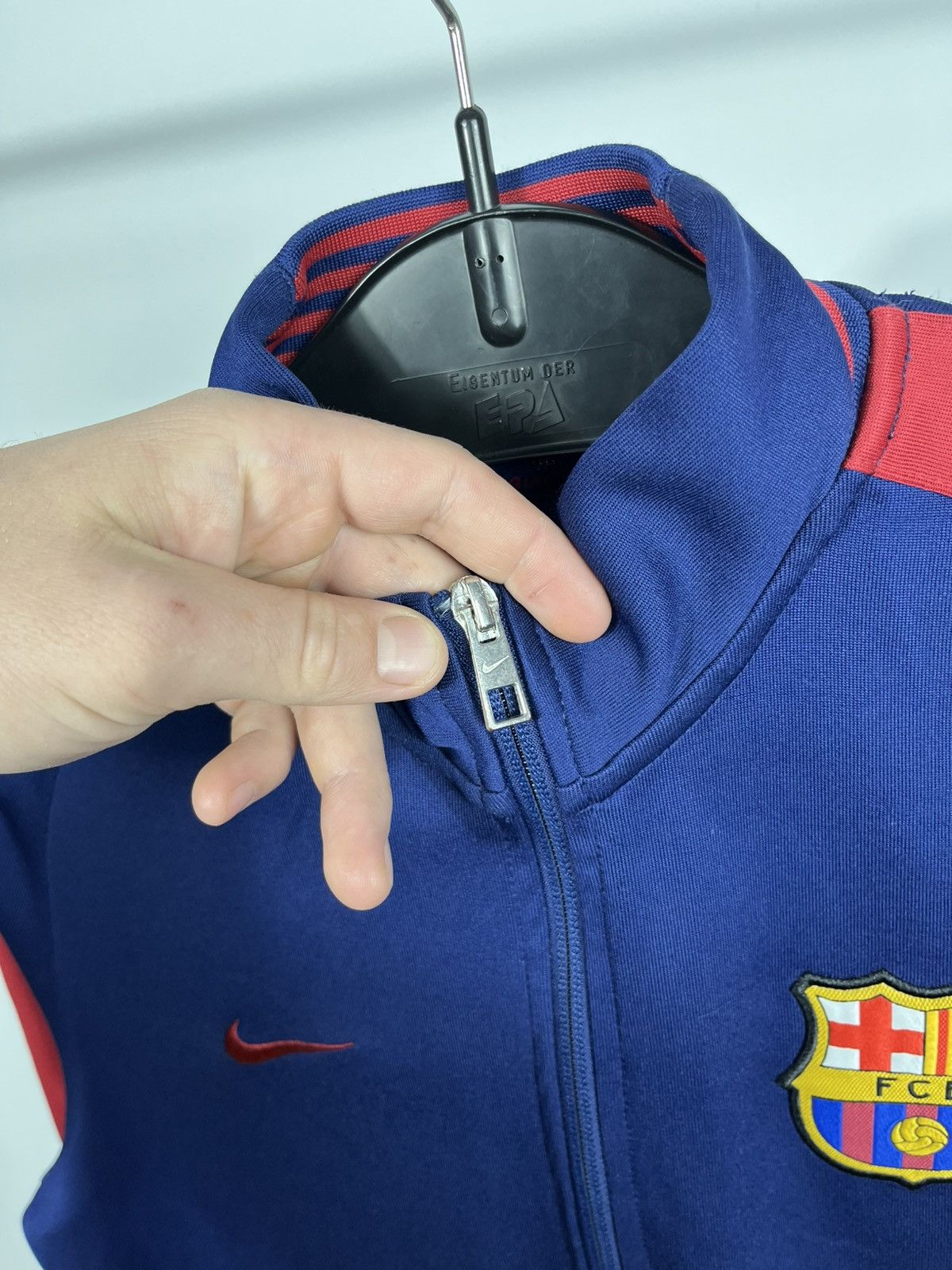 Nike Nike FC Barcelona 2015 season track jacket navy red M Size US M / EU 48-50 / 2 - 4 Thumbnail
