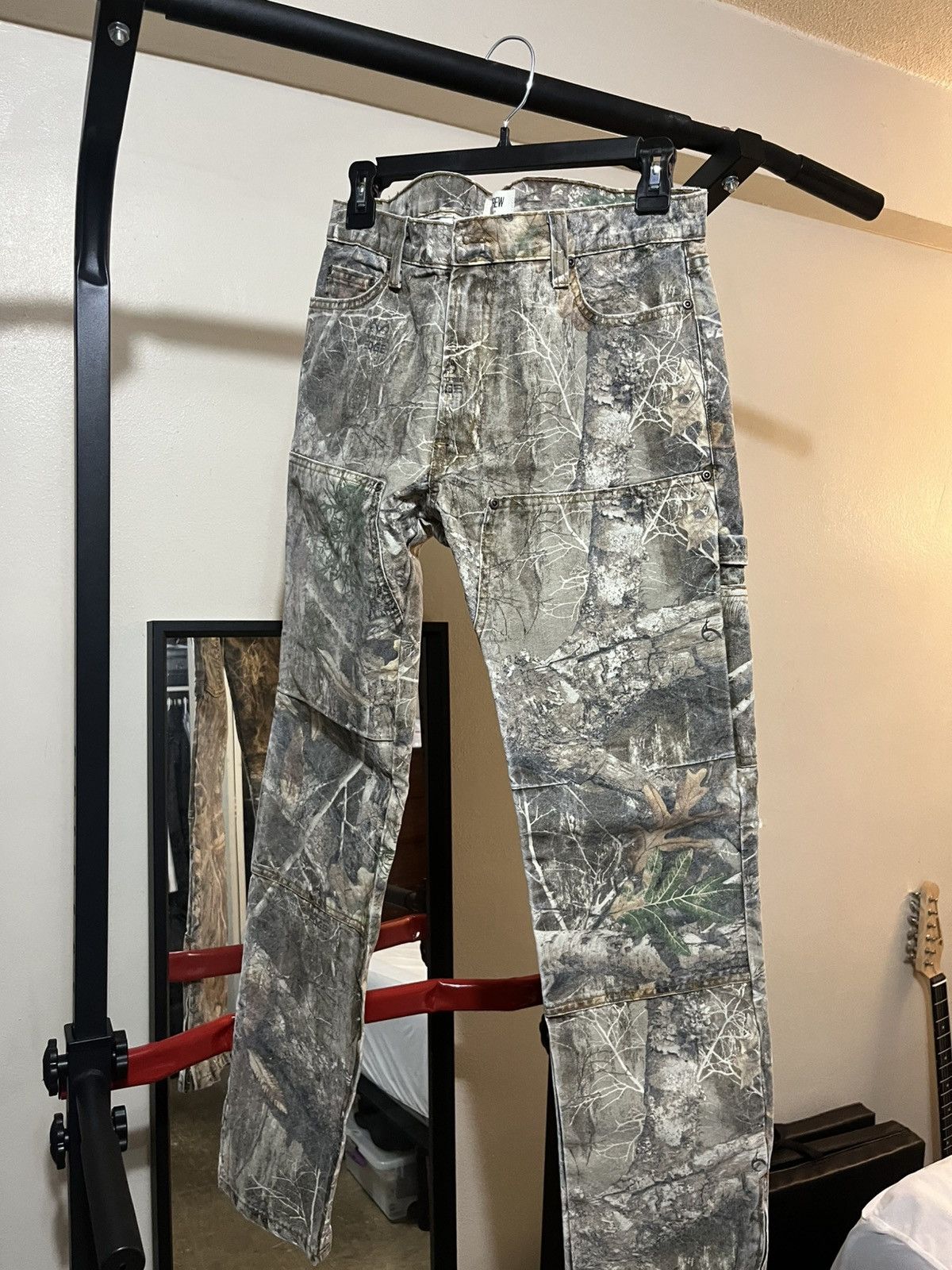 Mintcrew Real tree camo carpenter pants Size US 30 / EU 46 - 1 Thumbnail