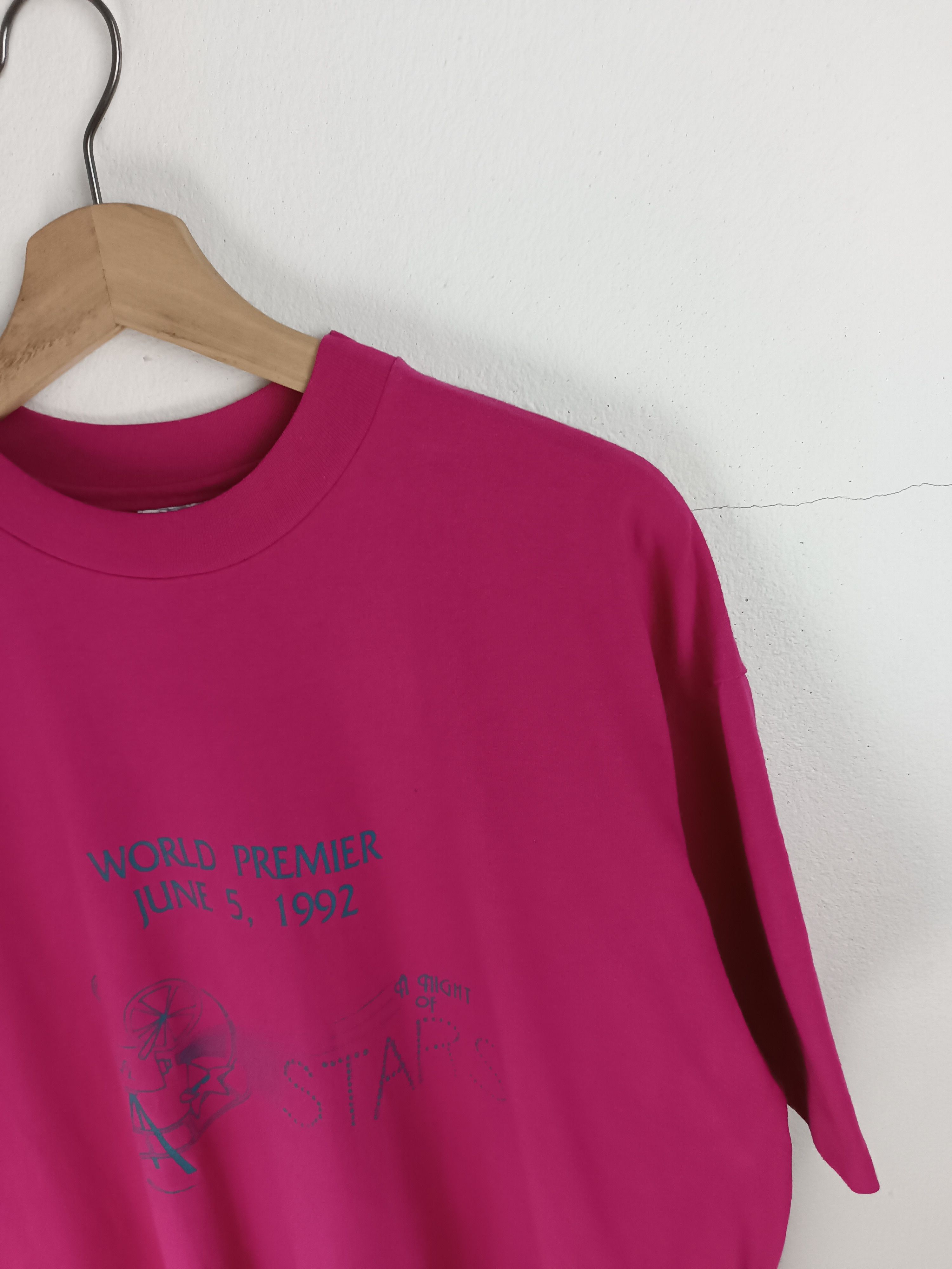 Vintage VINTAGE '92 A NIGHT OF STARS WORLD PREMIERE VERY RARE TEE Size US XL / EU 56 / 4 - 9 Thumbnail