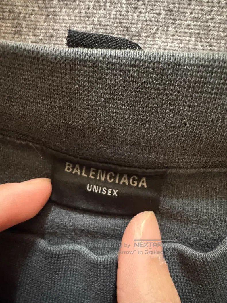 Balenciaga Balenciaga Single Wear Design Embroidered Boxing Letter Wa Size US S / EU 44-46 / 1 - 3 Thumbnail