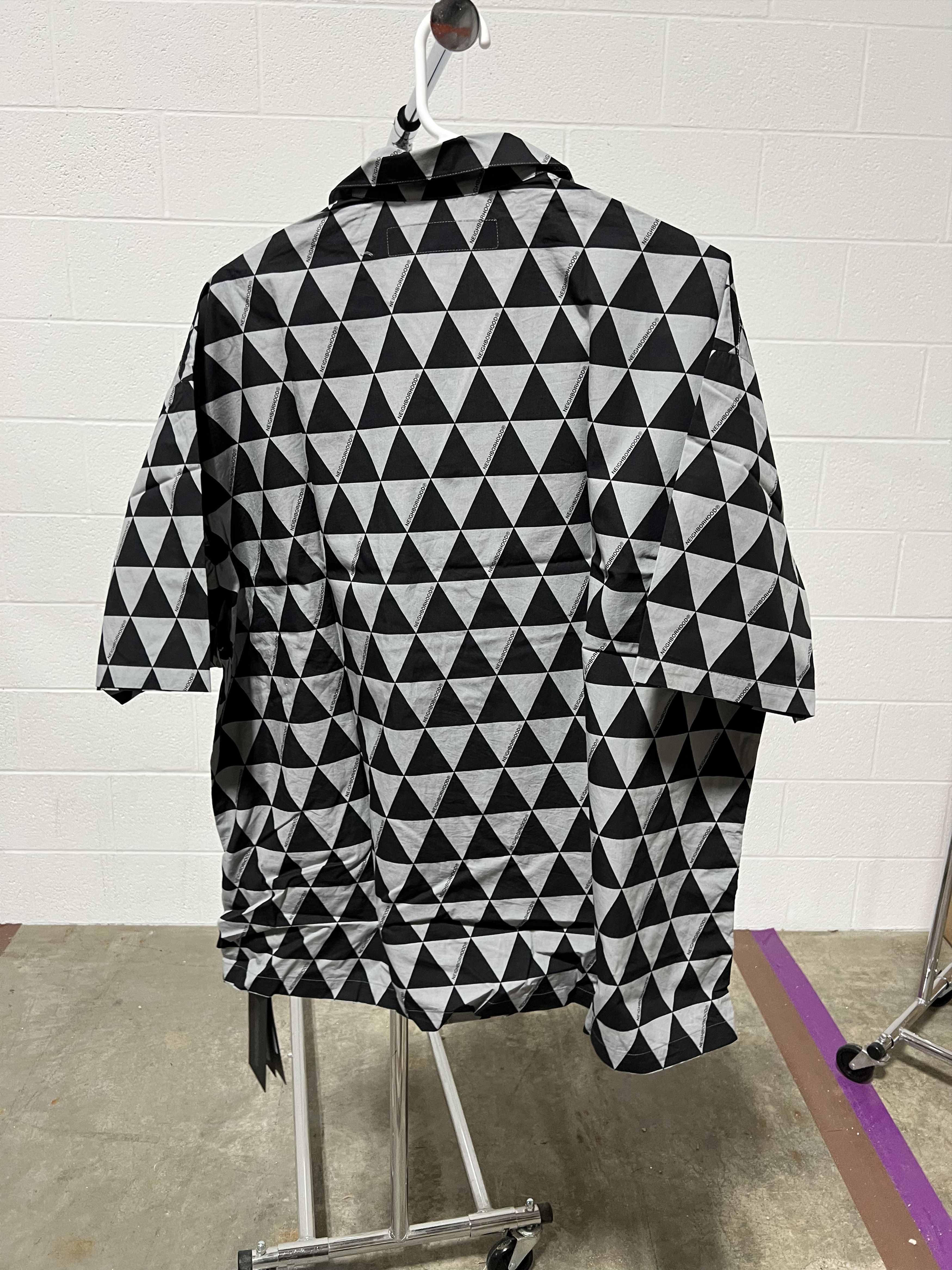 Neighborhood Neighborhood Triangle Pattern Hawaiian Shirt 'Grey' Size US XL / EU 56 / 4 - 4 Thumbnail