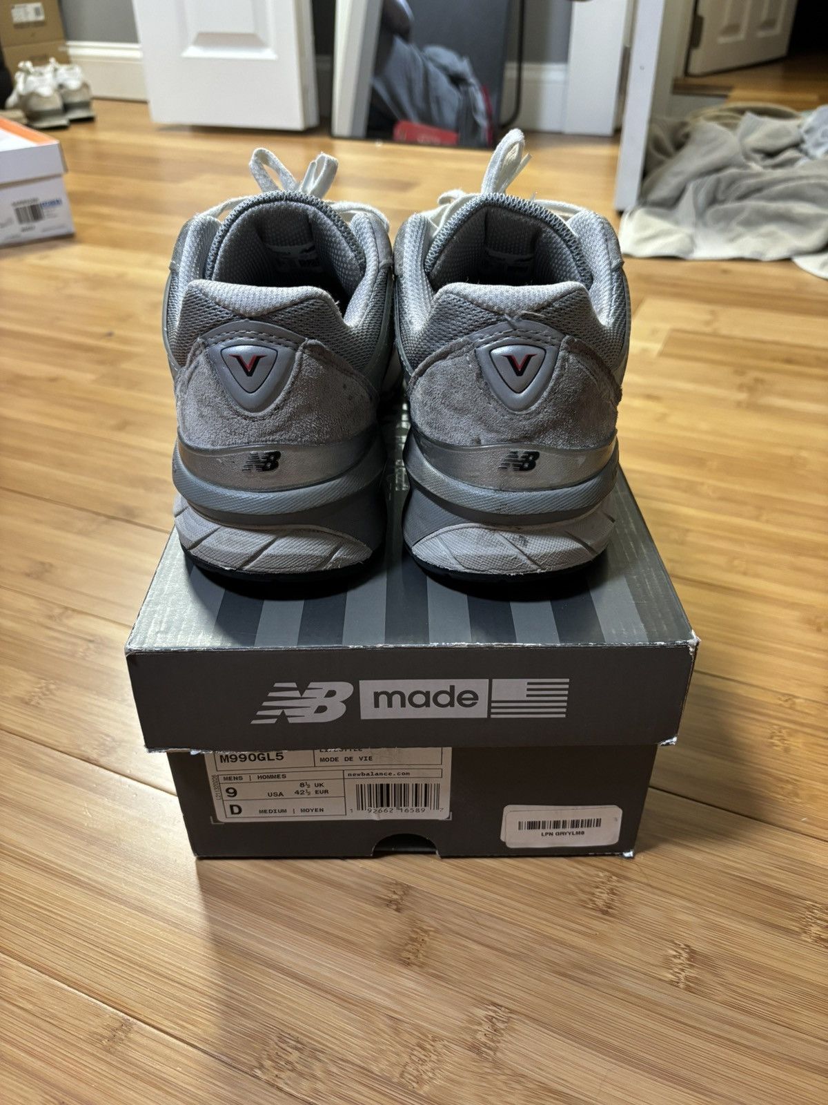 New Balance New Balance 990v5 Grey Size US 9 / EU 42 - 4 Thumbnail