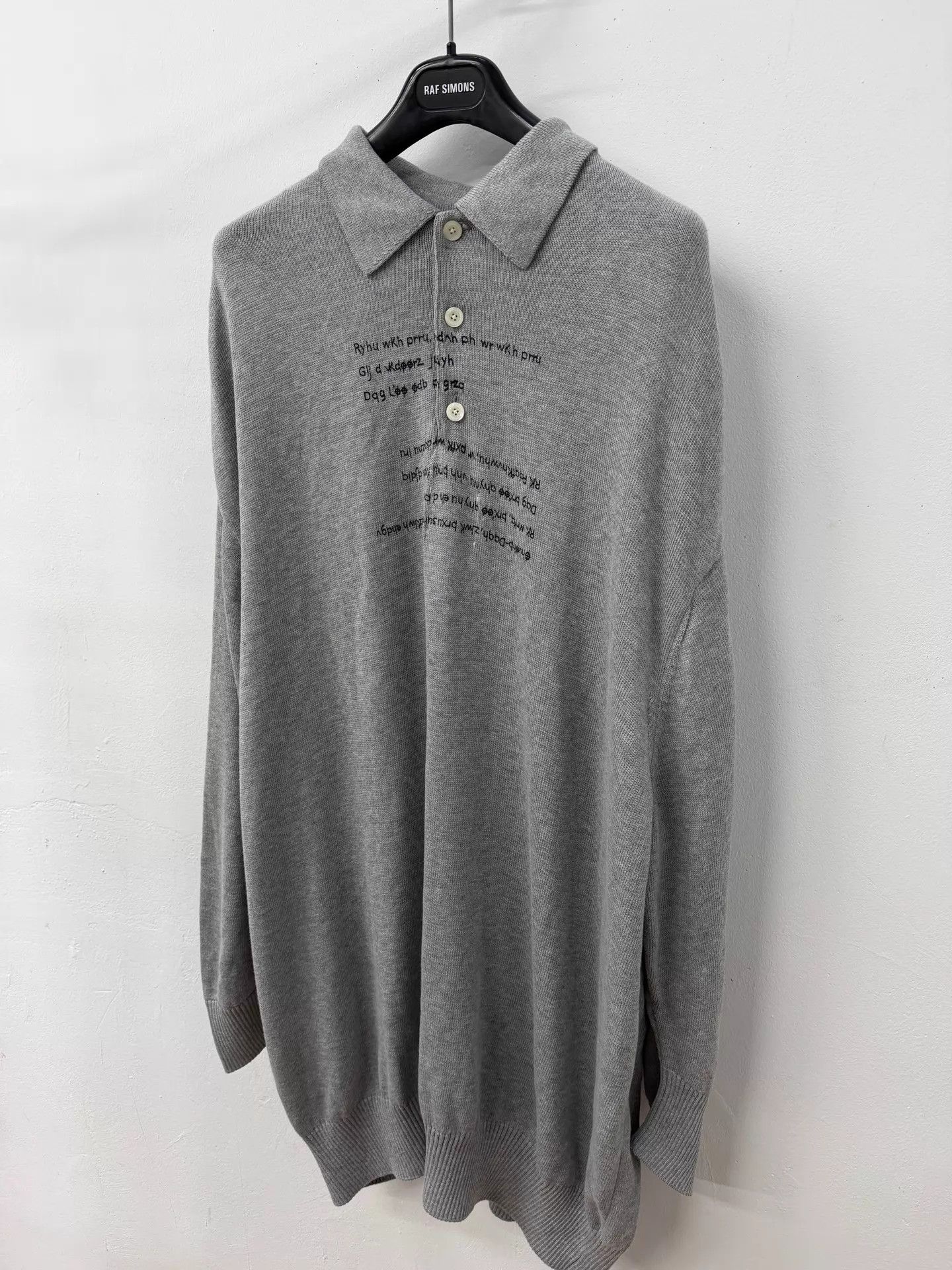 Takahiromiyashita The Soloist. TAKAHIROMIYASHITA The Soloist long polo raf os zip poem Size US S / EU 44-46 / 1 - 3 Thumbnail