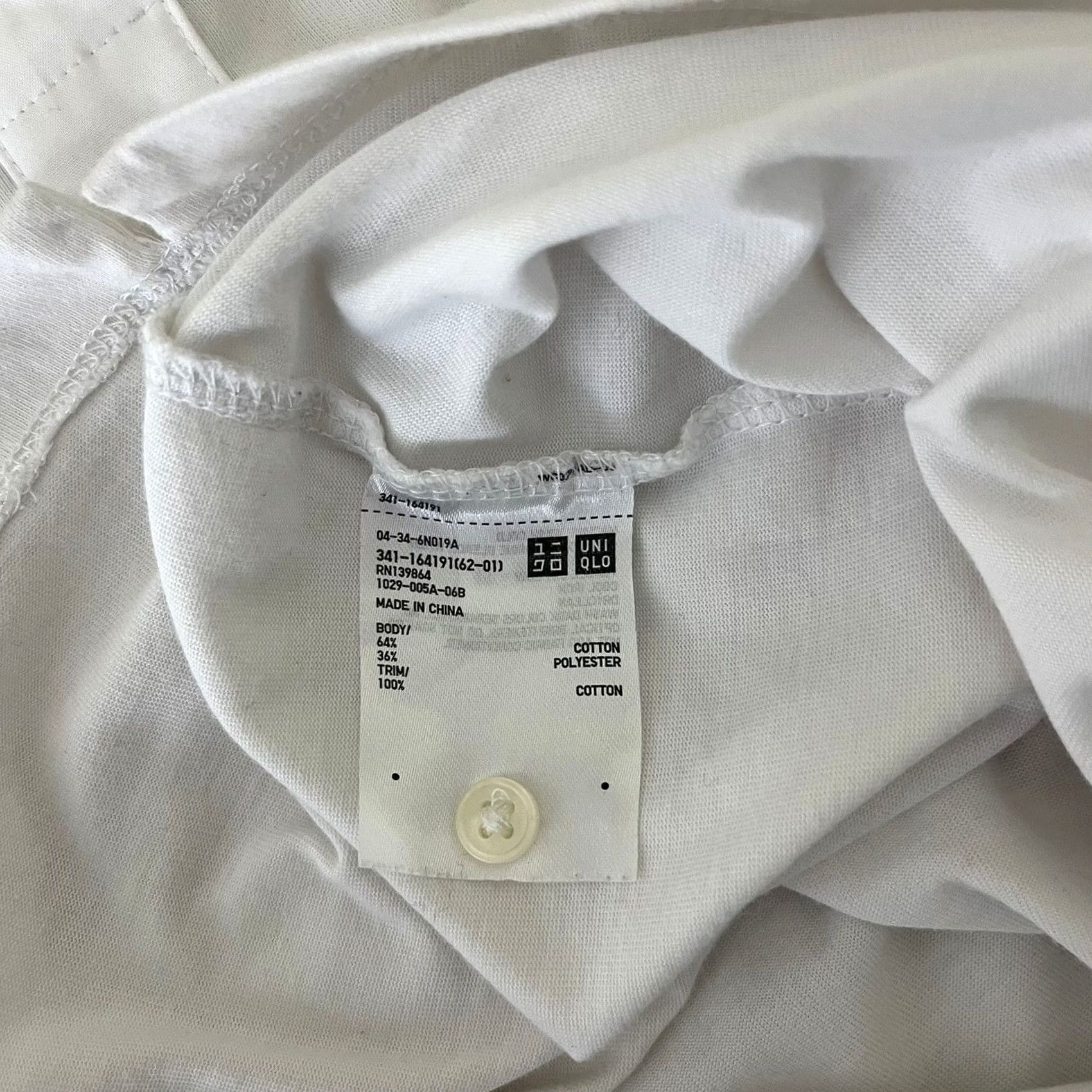 Uniqlo Uniqlo Polo White Short Sleeve Pocket Shirt XS Adult Women Casual Workwear Size XS / US 0-2 / IT 36-38 - 4 Thumbnail