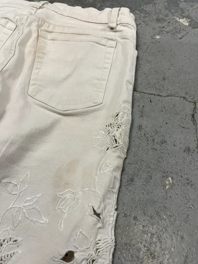 Designer × Roberto Cavalli × Vintage 2000s Roberto Cavalli Cowboy Embellished White Pants Size 24" / US 00 / IT 34 - 13 Thumbnail