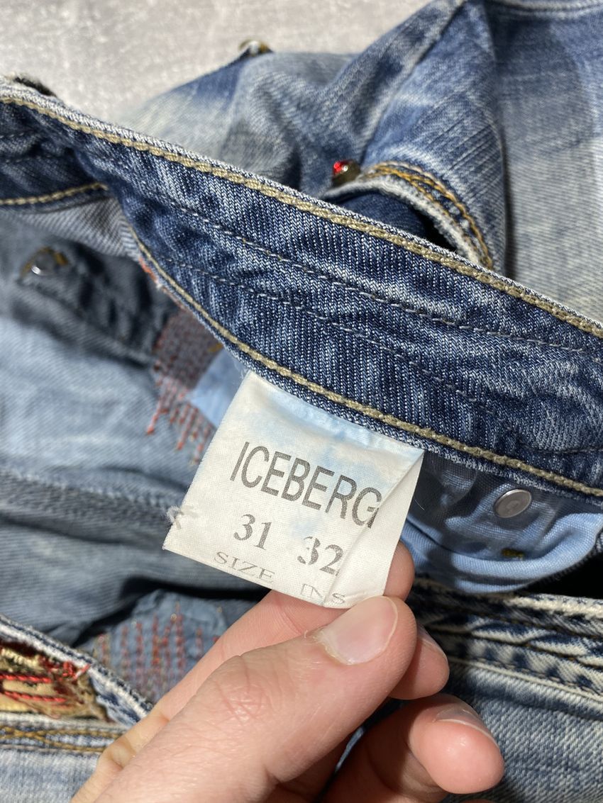 Iceberg Vintage Y2K ICEBERG Jeans Heart pocket embroidered logo Size 31" - 9 Thumbnail