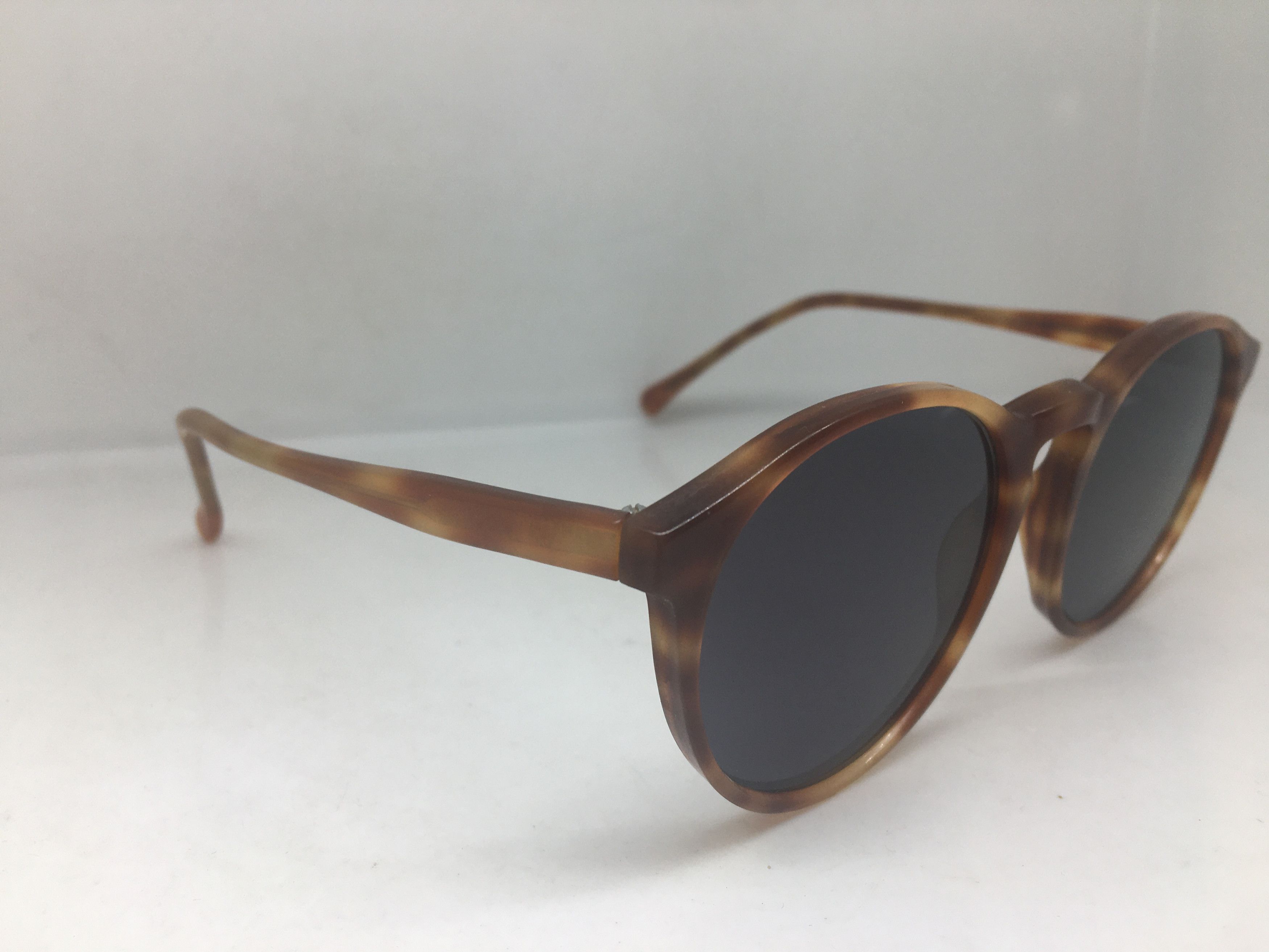 Vintage Vintage Tortoise Keyhole ARISTOCRAT Sunglasses Frame Size ONE SIZE - 2 Thumbnail