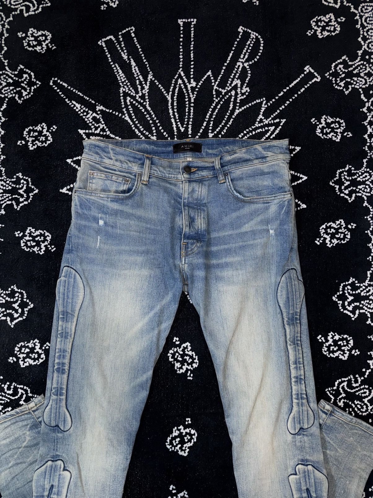 Amiri AMIRI SKELL BONE SCRIPT LOGO JEANS Size US 32 / EU 48 - 2 Thumbnail