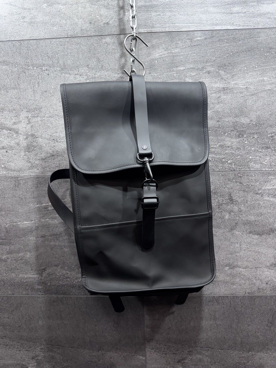 Rains Rains Backpack Black Unisex Size ONE SIZE - 1 Thumbnail