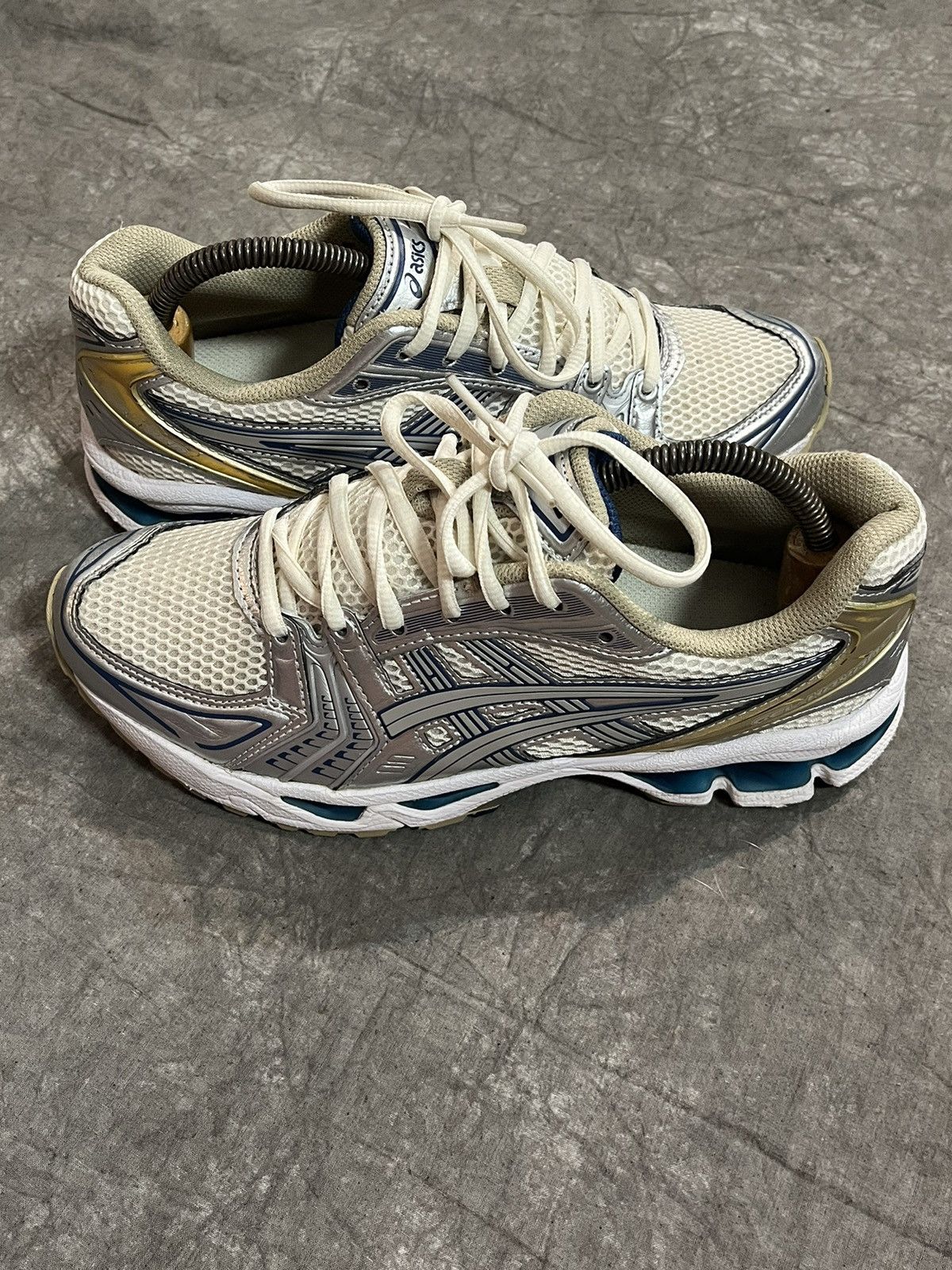 Asics Asics Gel-Kayano 14 Cream/Pure Size US 9 / IT 39 - 2 Thumbnail