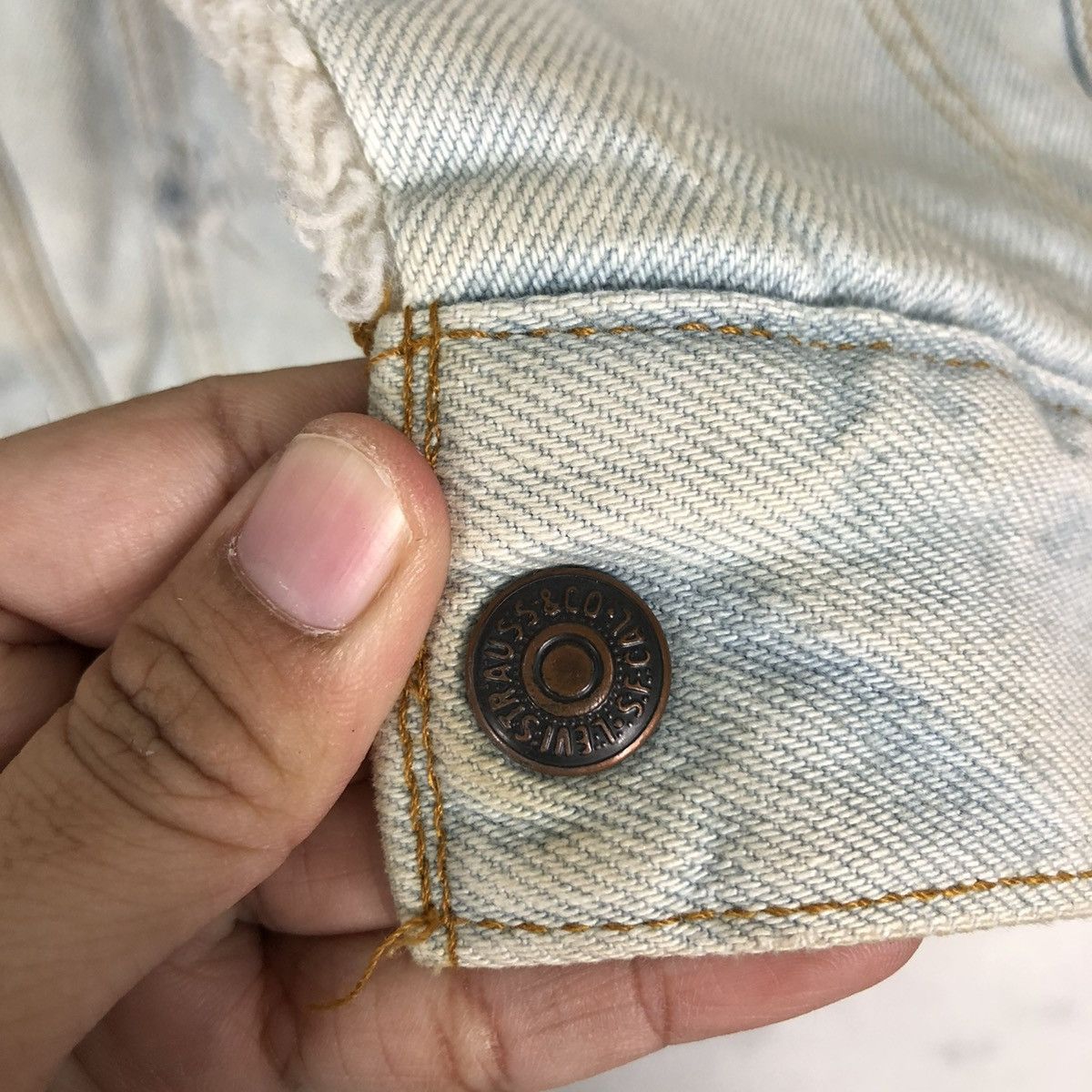 Levi's 🔥VINTAGE DENIM BIKER JACKET LEVI’S USA SHEARLING MINK FUR Size US M / EU 48-50 / 2 - 16 Thumbnail