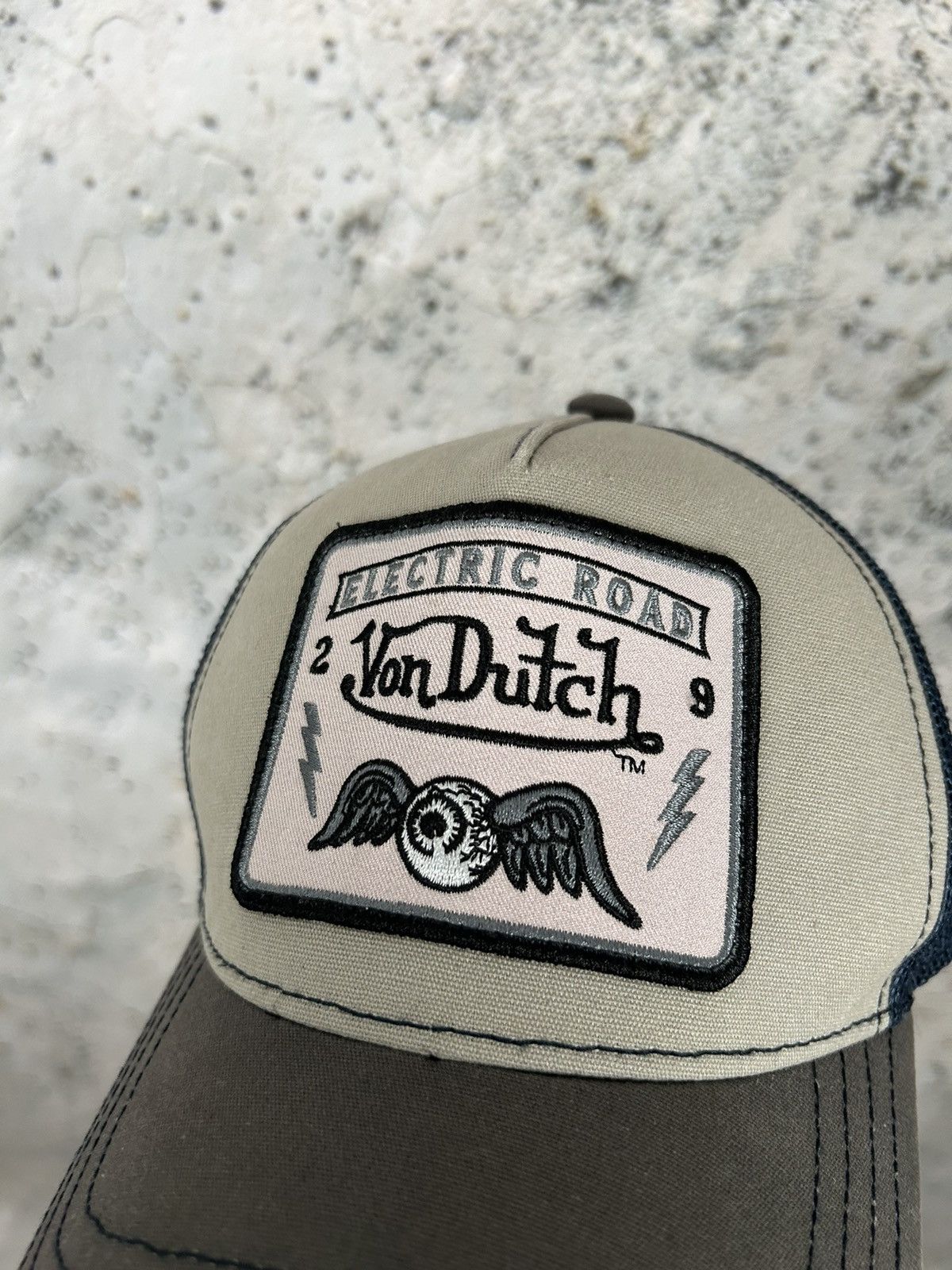 Vintage Vintage Von Dutch Y2K Trucker Hat 00s Streetwear Hype Size ONE SIZE - 2 Thumbnail