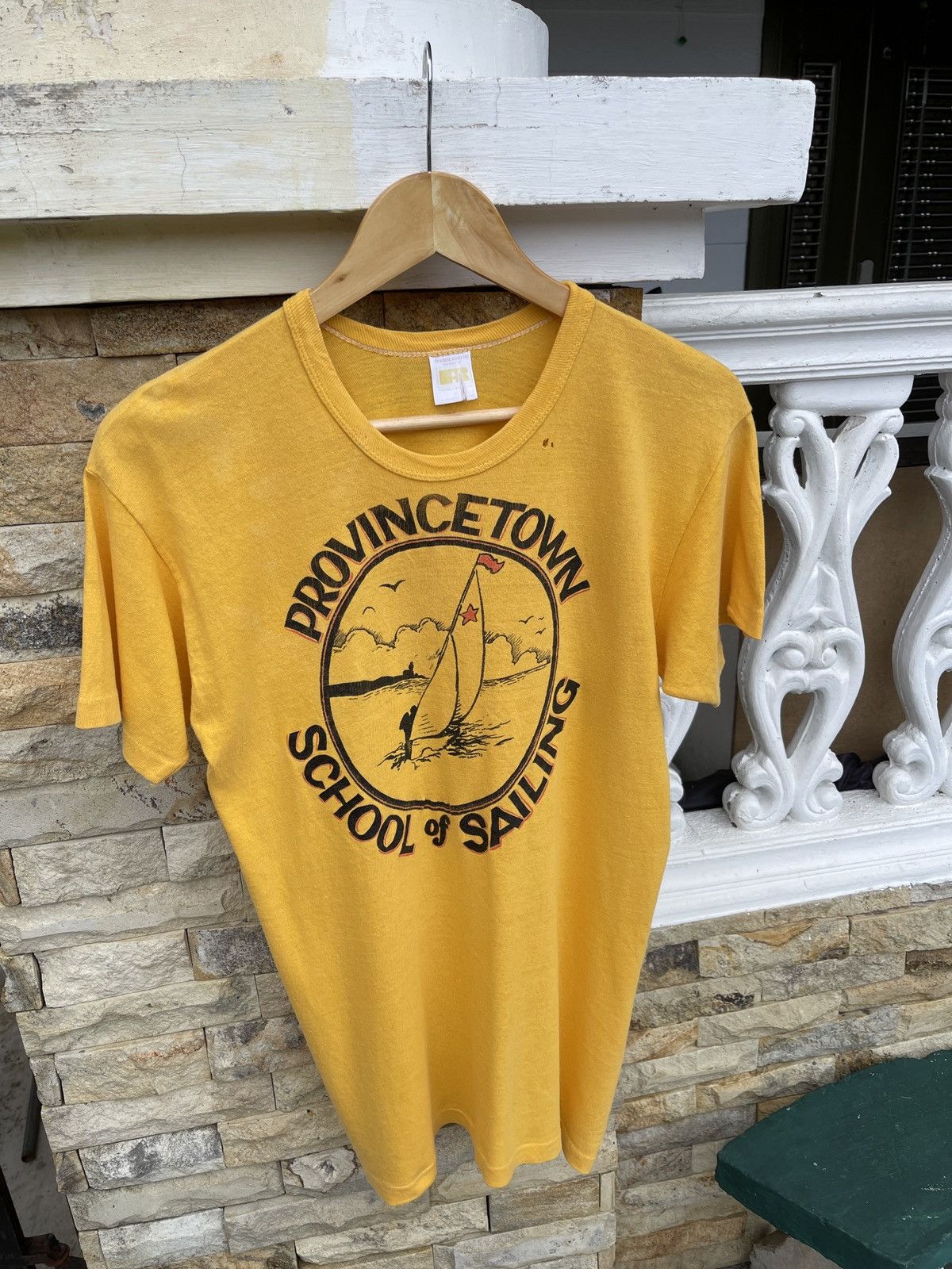 Last Drop🔥Rare🔥Vtg 70s Russell Athletics Single Stitch Tee