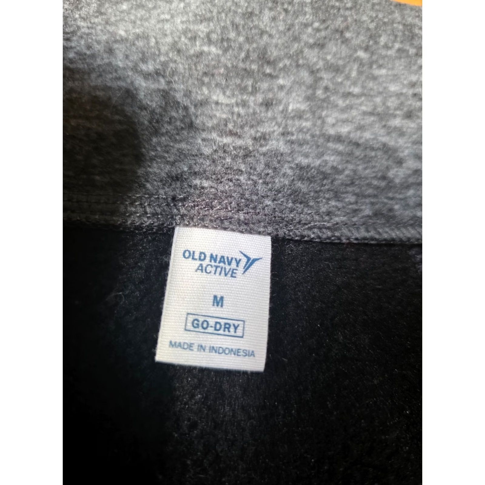 Old Navy Old Navy Active Go-Dry 1/4 Zip Athletic Jacket Women's M Black Polyester Pockets Thumbholes Running & Jogging Athleisure Jacket Size M / US 6-8 / IT 42-44 - 3 Thumbnail