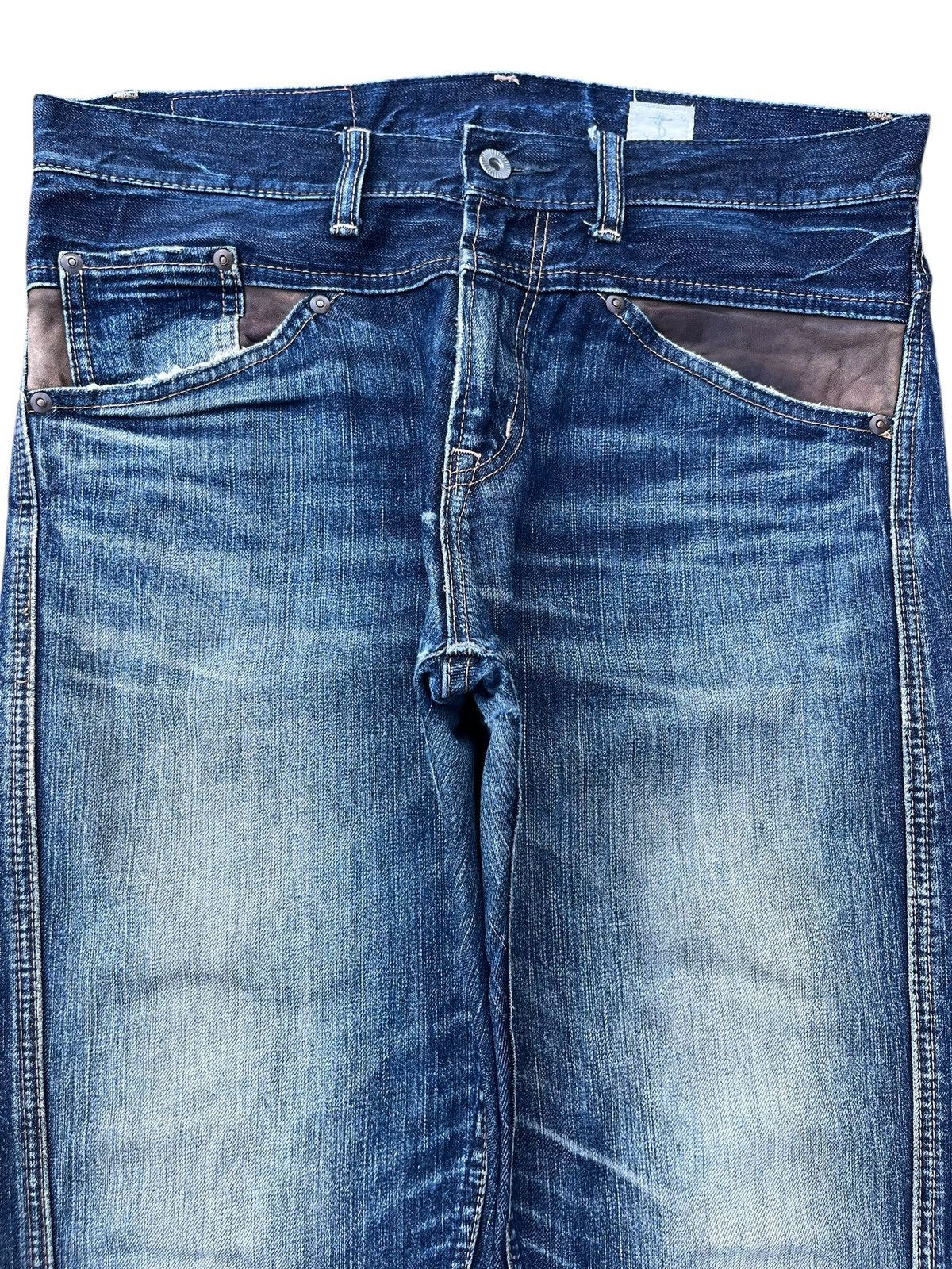 Designer × Nepenthes × URBAN RESEARCH DOORS Vintage Urban Research Blue Monark Frayed Leg Straight Jeans Size US 32 / EU 48 - 3 Thumbnail