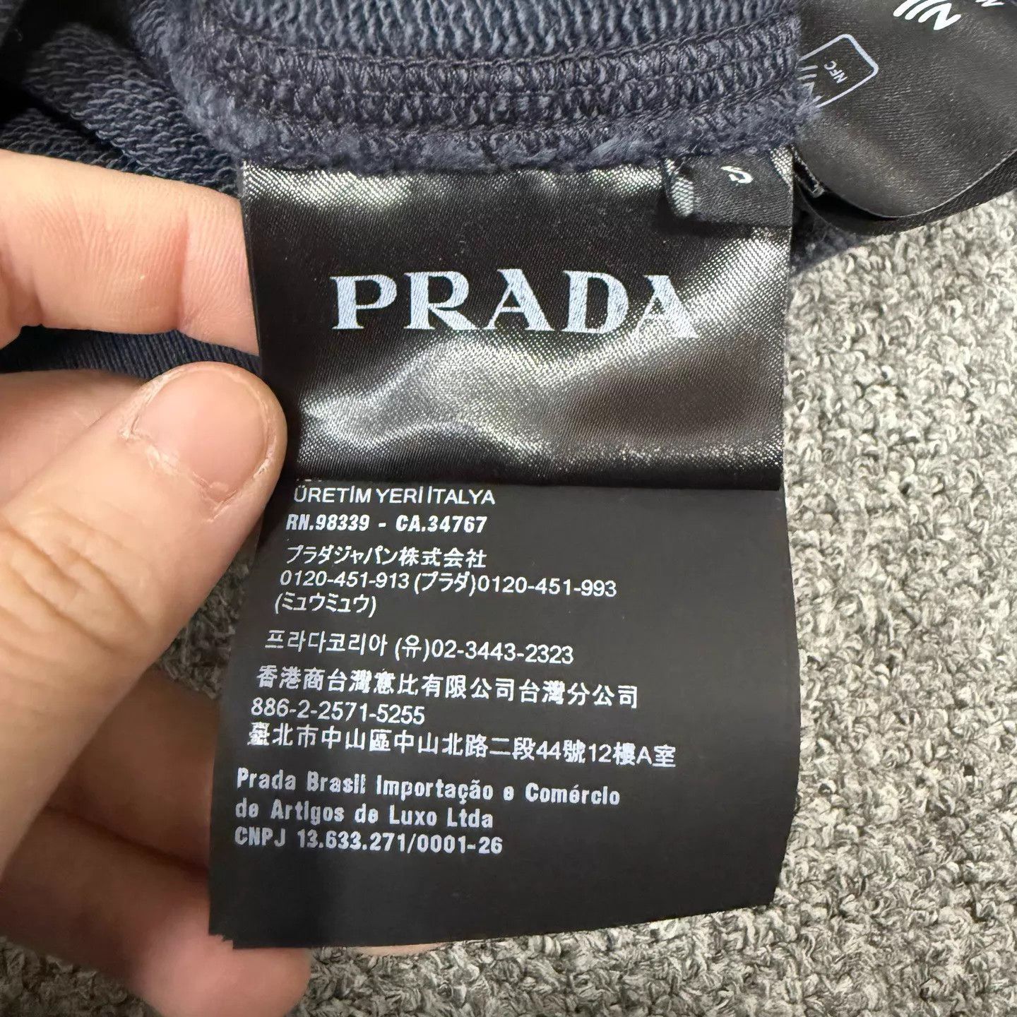 Prada Prada Gradient Washed Embroidered Logo Crewneck S Mint Size US S / EU 44-46 / 1 - 4 Thumbnail