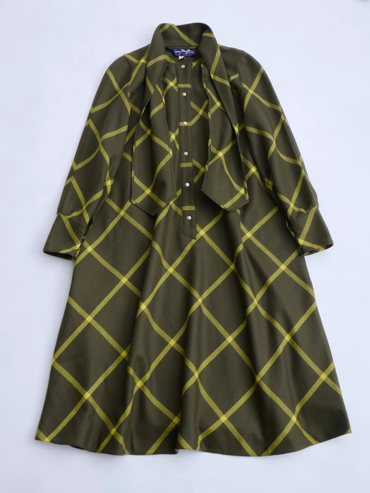 Thierry Mugler Thierry Mugler 80s-90s Yellow-Green Check Bow Dress Size XXL / US 16-18 / IT 52-54 - 8 Thumbnail