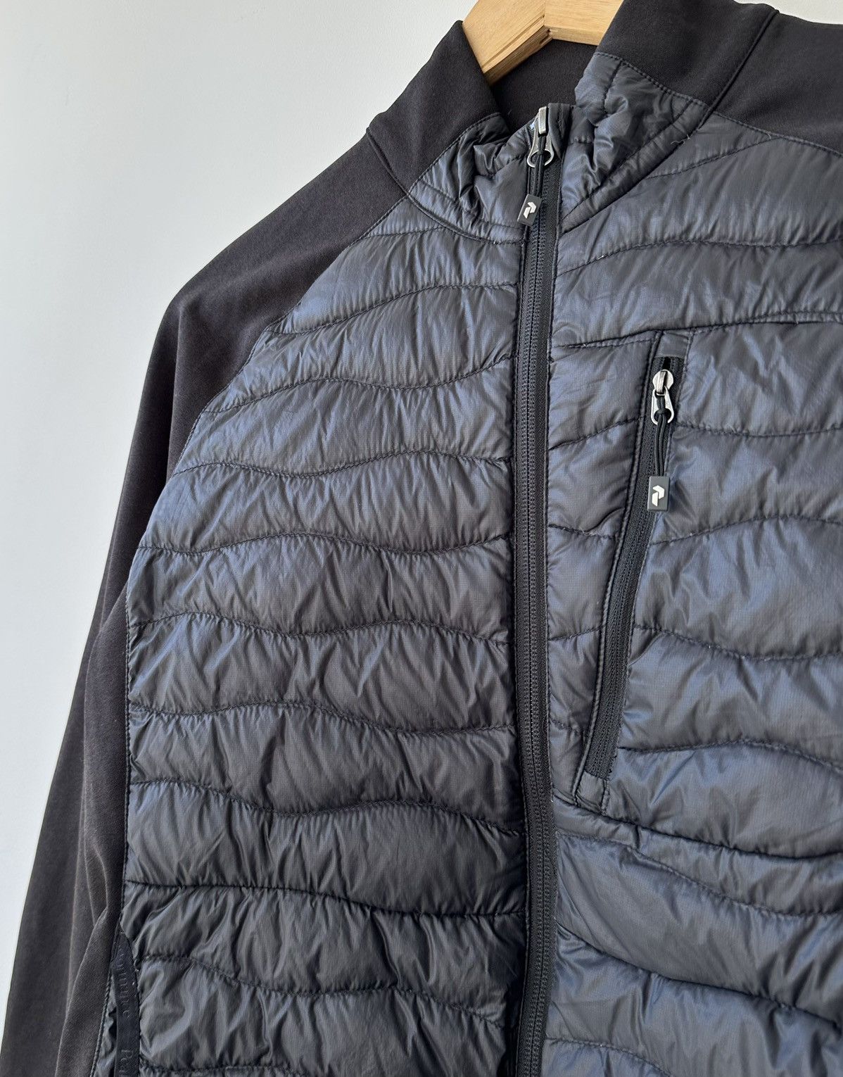 Peak Performance Peak Performance Women's Black Pro Jacket Coat Size L Size L / US 10 / IT 46 - 6 Thumbnail