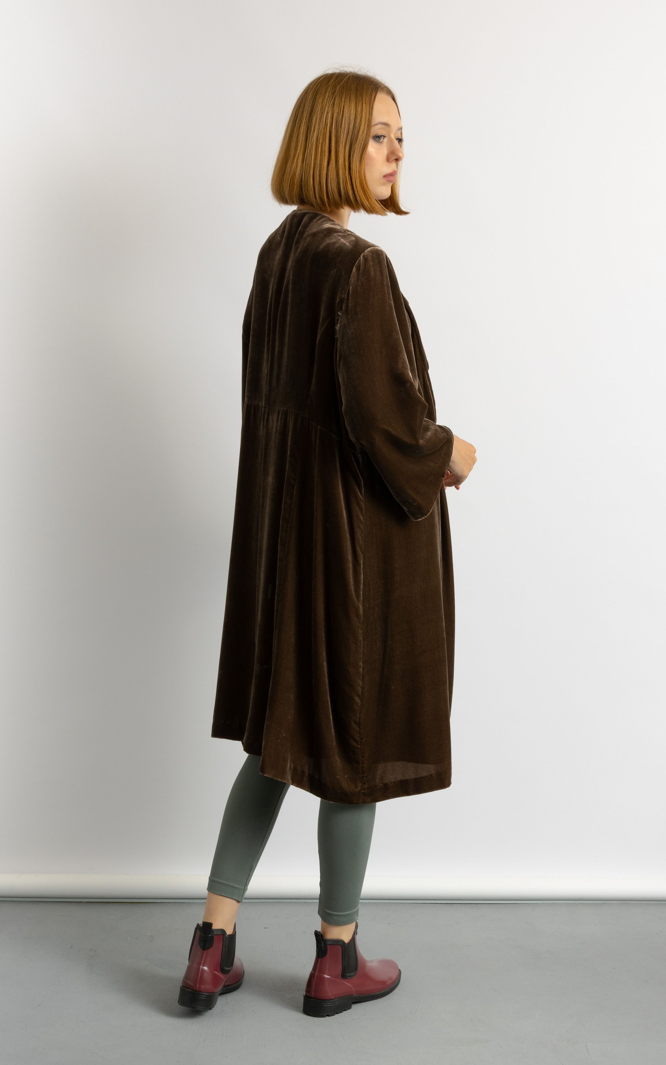 Vintage Long Velvet Corduroy Coat for Women 8690 Size ONE SIZE - 6 Thumbnail