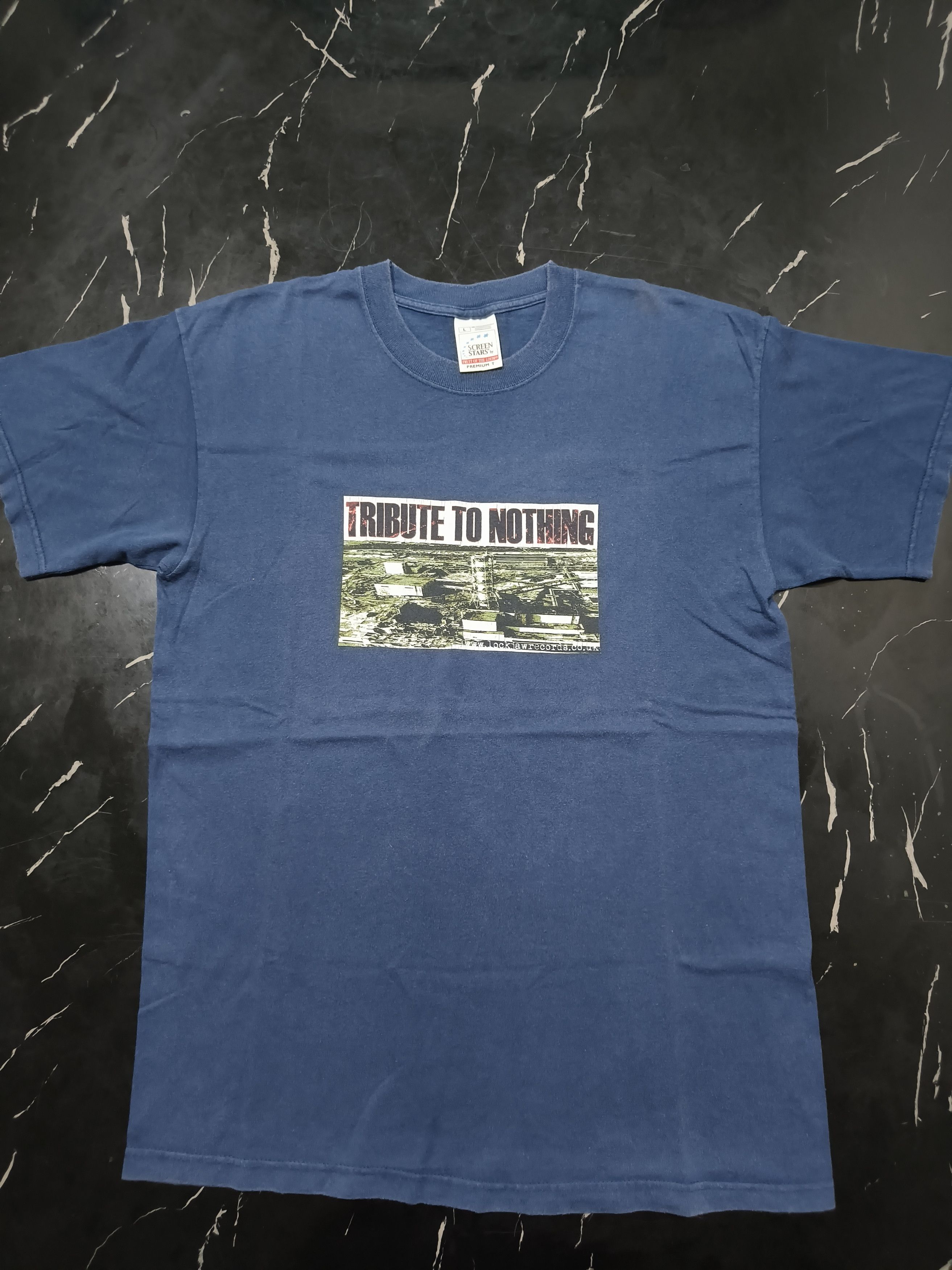 Band Tees Vintage 90s Tribute to nothing (navy) shirt Size US L / EU 52-54 / 3 - 3 Thumbnail