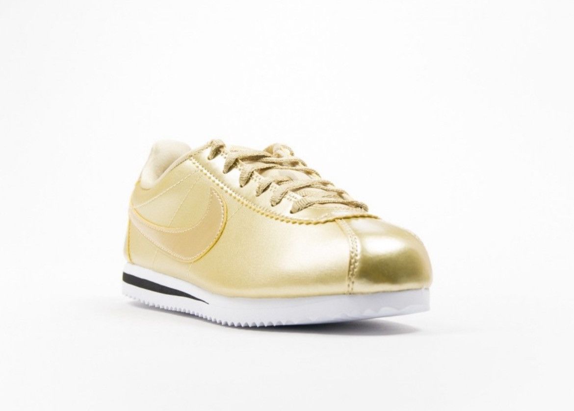 Nike NIKE Cortez Se GS 'Gold Star' Size US 7 / EU 40 - 19 Thumbnail