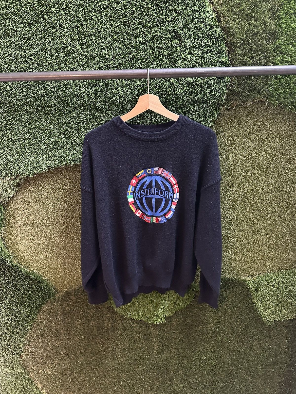 Vintage Vintage Insituform Flags Sweater Size XL Size US XL / EU 56 / 4 - 1 Thumbnail