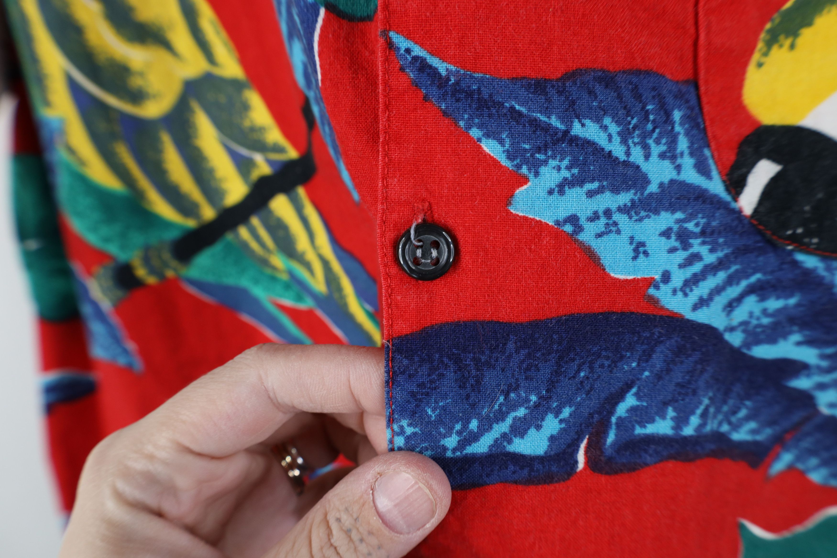 Vintage Vintage 90s Streetwear PI Tom Selleck Hawaiian Button Shirt Size US XL / EU 56 / 4 - 8 Thumbnail