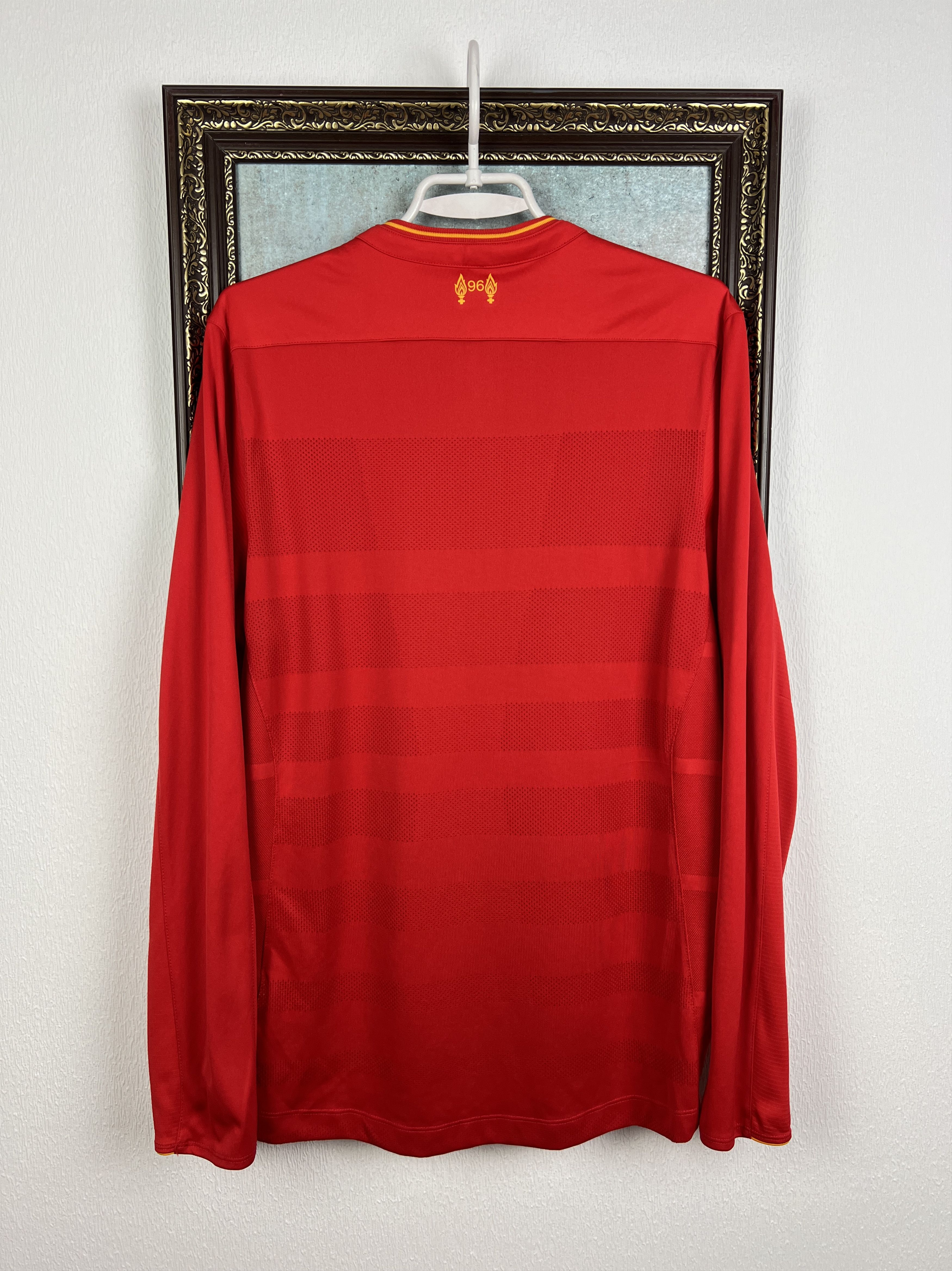 New Balance Liverpool Home football shirt 2016 Long Sleeve Jersey Trikot Size US M / EU 48-50 / 2 - 11 Thumbnail