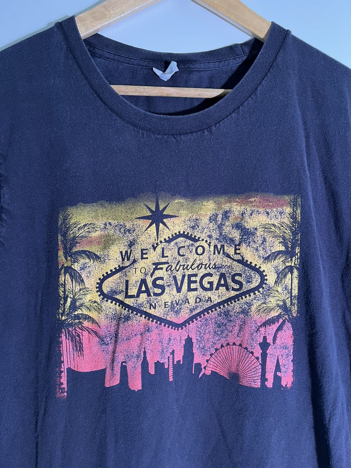 Vintage Y2K 2000’s VTG Vintage Welcome to Las Vegas Retro Tee Shirt Size US L / EU 52-54 / 3 - 5 Thumbnail
