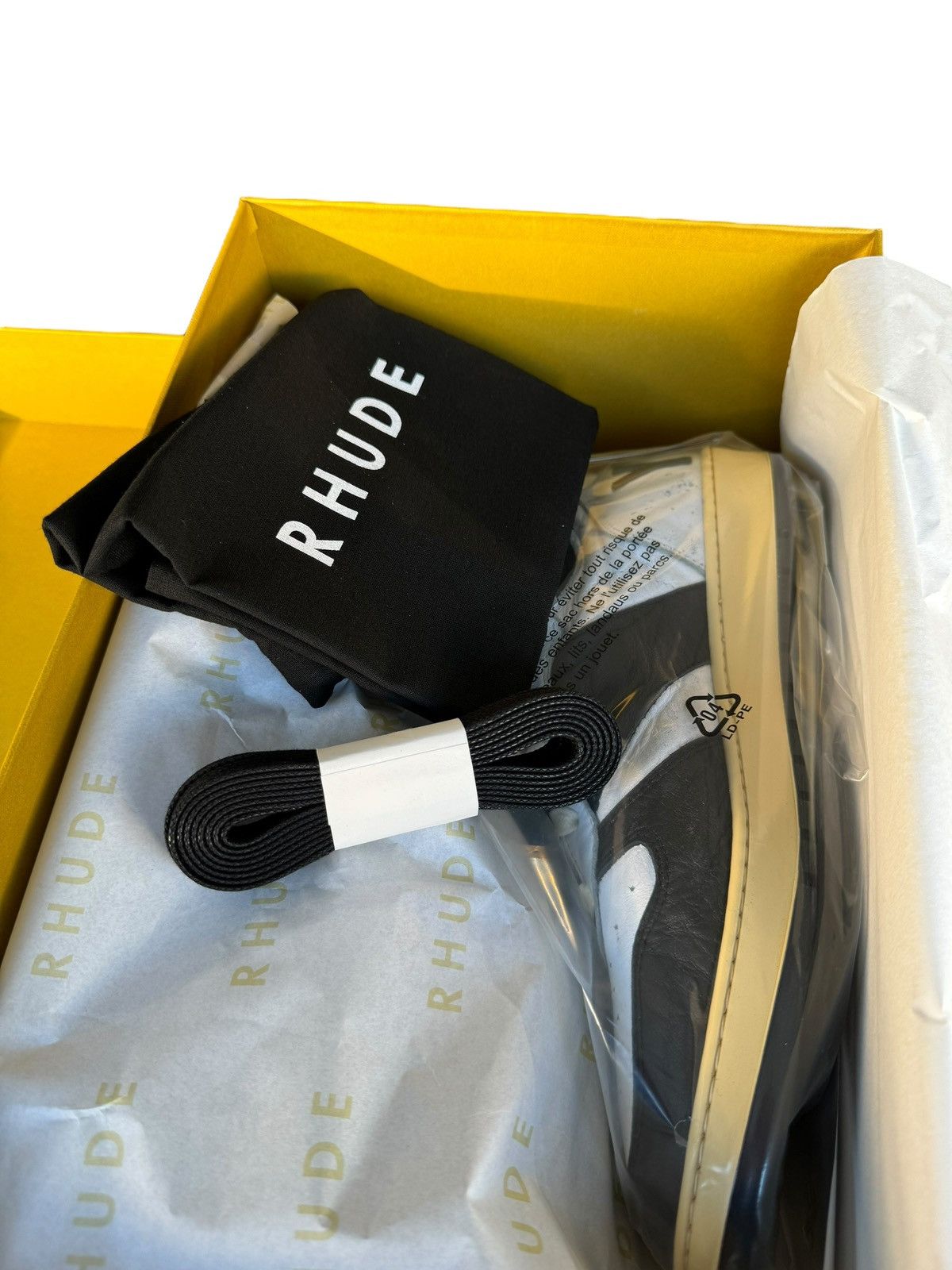 Rhude $640 HELL YEAH Rhecess Vintage Distressed Hi Sneaker Leather Size US 9 / EU 42 - 8 Thumbnail
