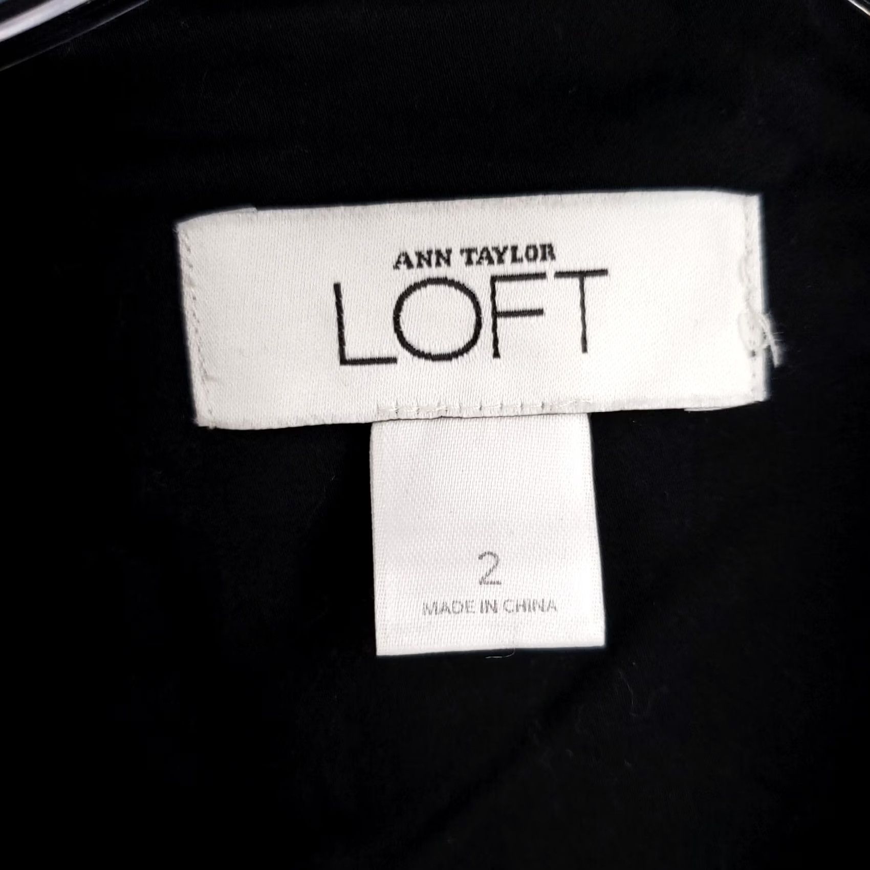 Ann Taylor Ann Taylor Loft Blazer Womens 2 Black Cropped Single Breasted One-Button Formal Blazer Shirt Jacket Womens Black 2 Pop Size XS / US 0-2 / IT 36-38 - 3 Thumbnail