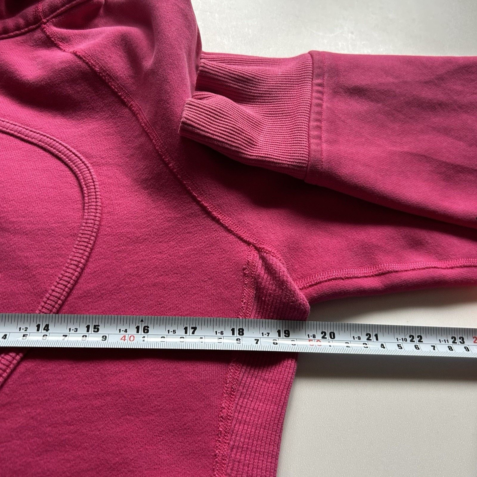 Lululemon Lululemon Scuba Hoodie Women’s Small Crop Hot Pink Full Zip Size S / US 4 / IT 40 - 4 Thumbnail