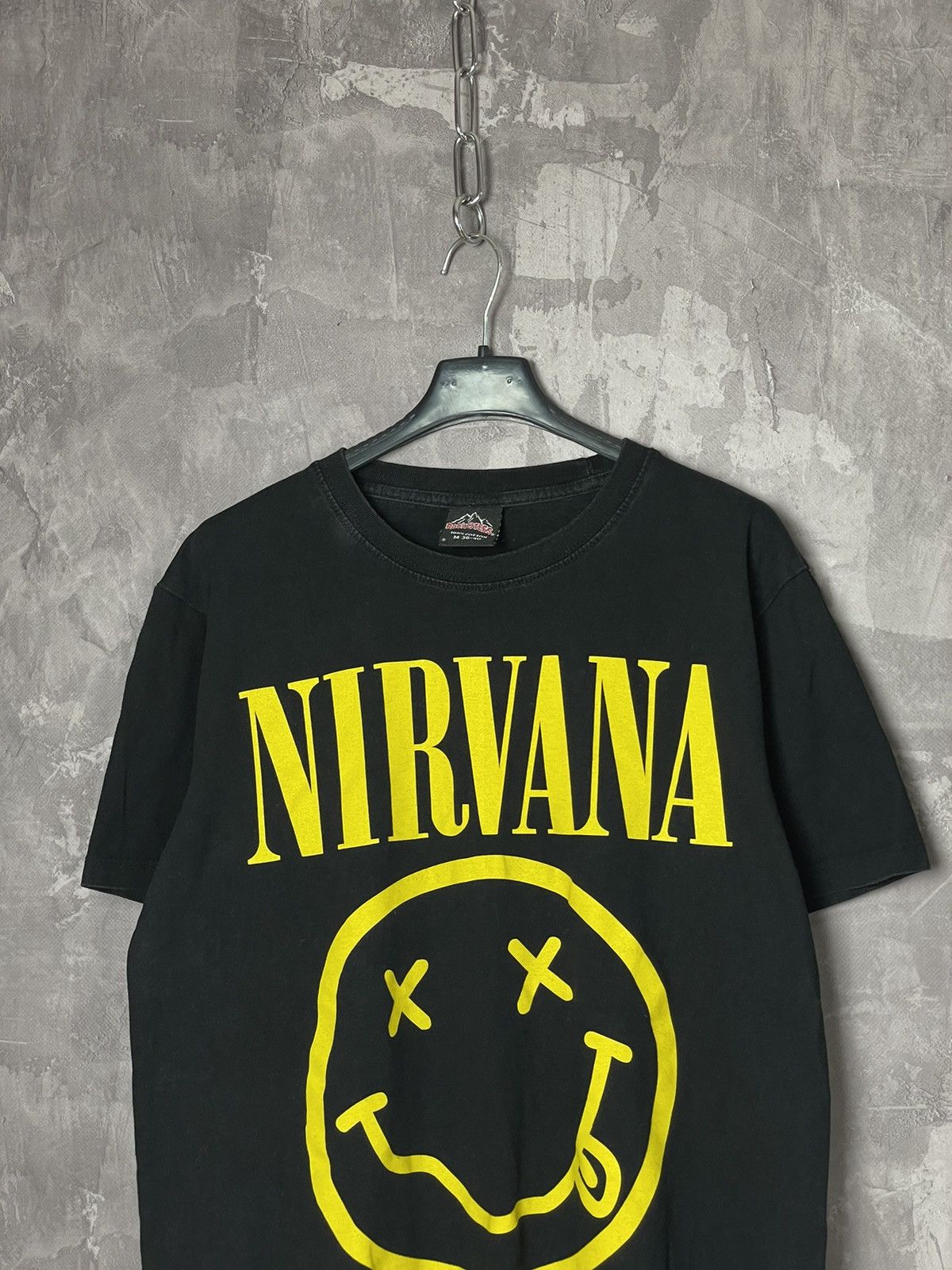 Band Tees × Nirvana × Vintage Vintage Nirvana Rock Band T Shirt Smiley Face Size US M / EU 48-50 / 2 - 2 Thumbnail