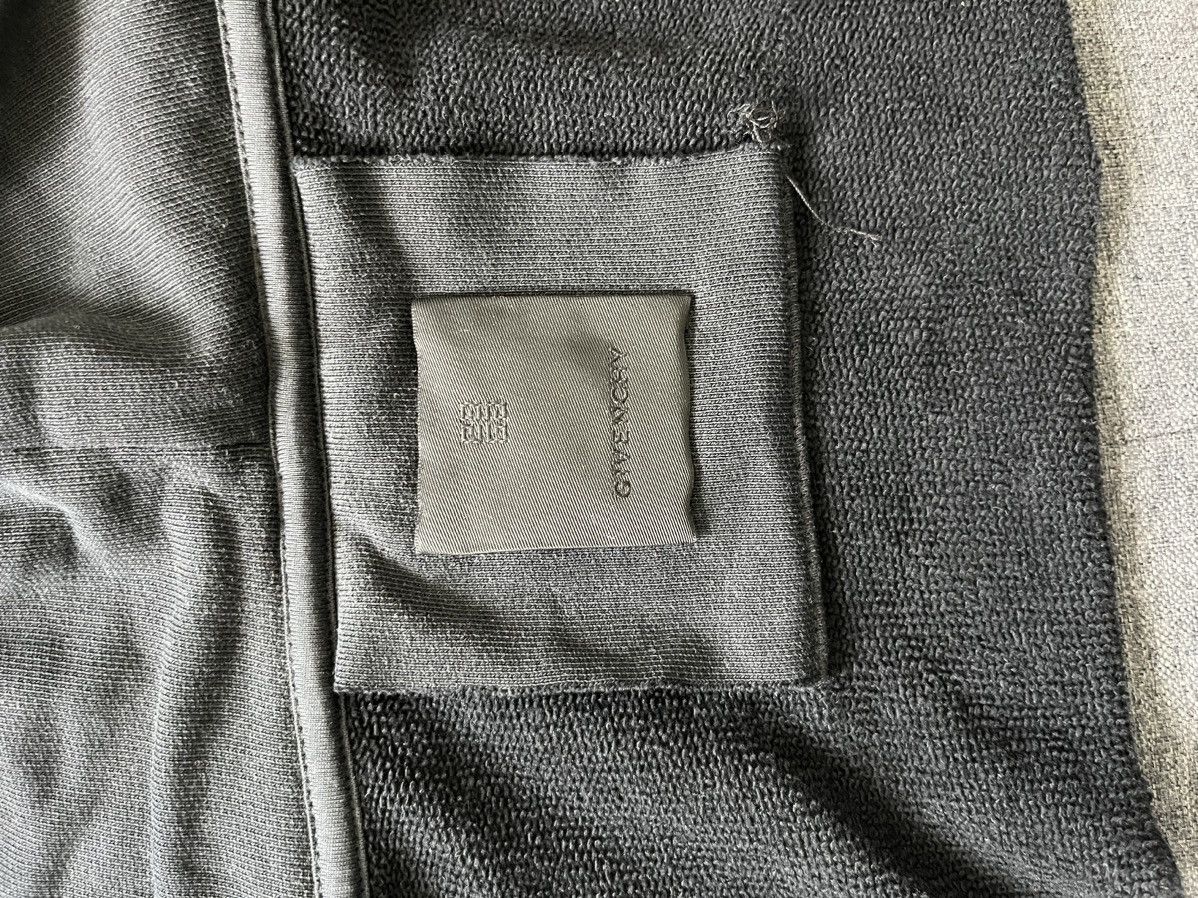 Givenchy × MMW Givenchy Hood by MMW Size ONE SIZE - 4 Thumbnail