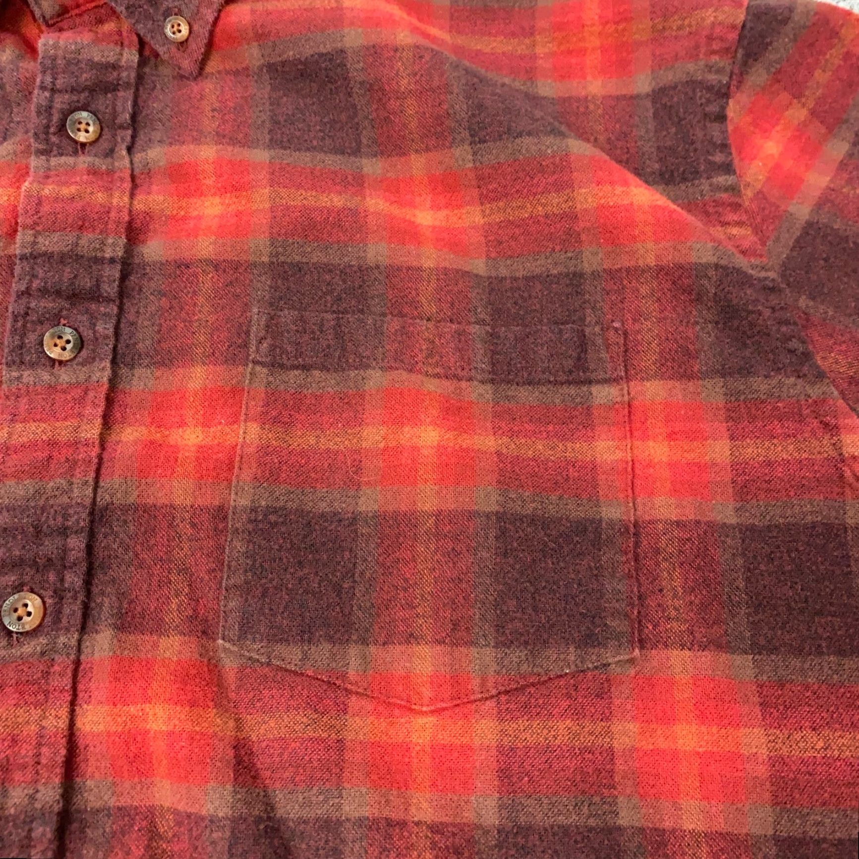 Pendleton VINTAGE Pendleton Shirt Mens XL Red Plaid Flannel Button-Up Long Sleeve with Pockets Size US XL / EU 56 / 4 - 2 Thumbnail