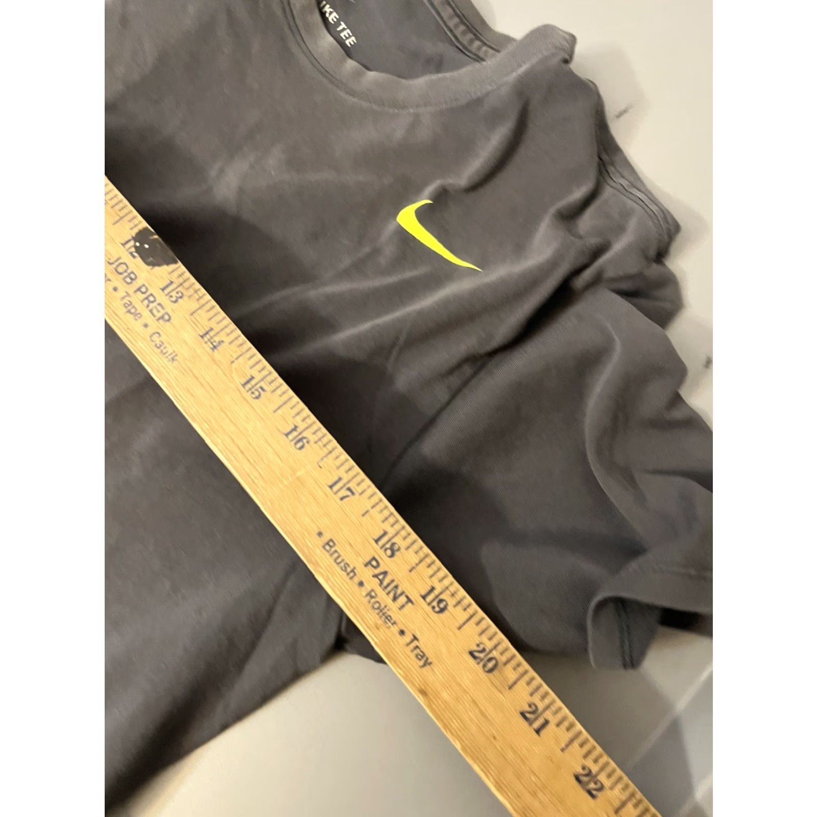 Nike Nike Dri-Fit Tee T-Shirt Mens Gray Logo Graphic Sz Large L Athletic Shirt Size US L / EU 52-54 / 3 - 5 Thumbnail