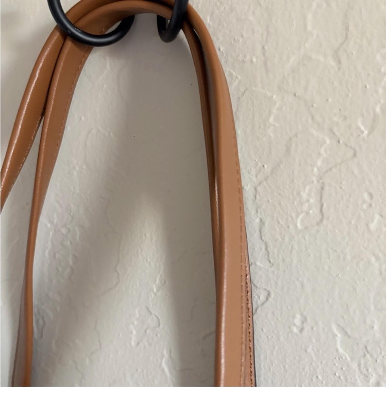 Michael Kors Michael Kors White and Tan Tote Bag Size ONE SIZE - 5 Thumbnail